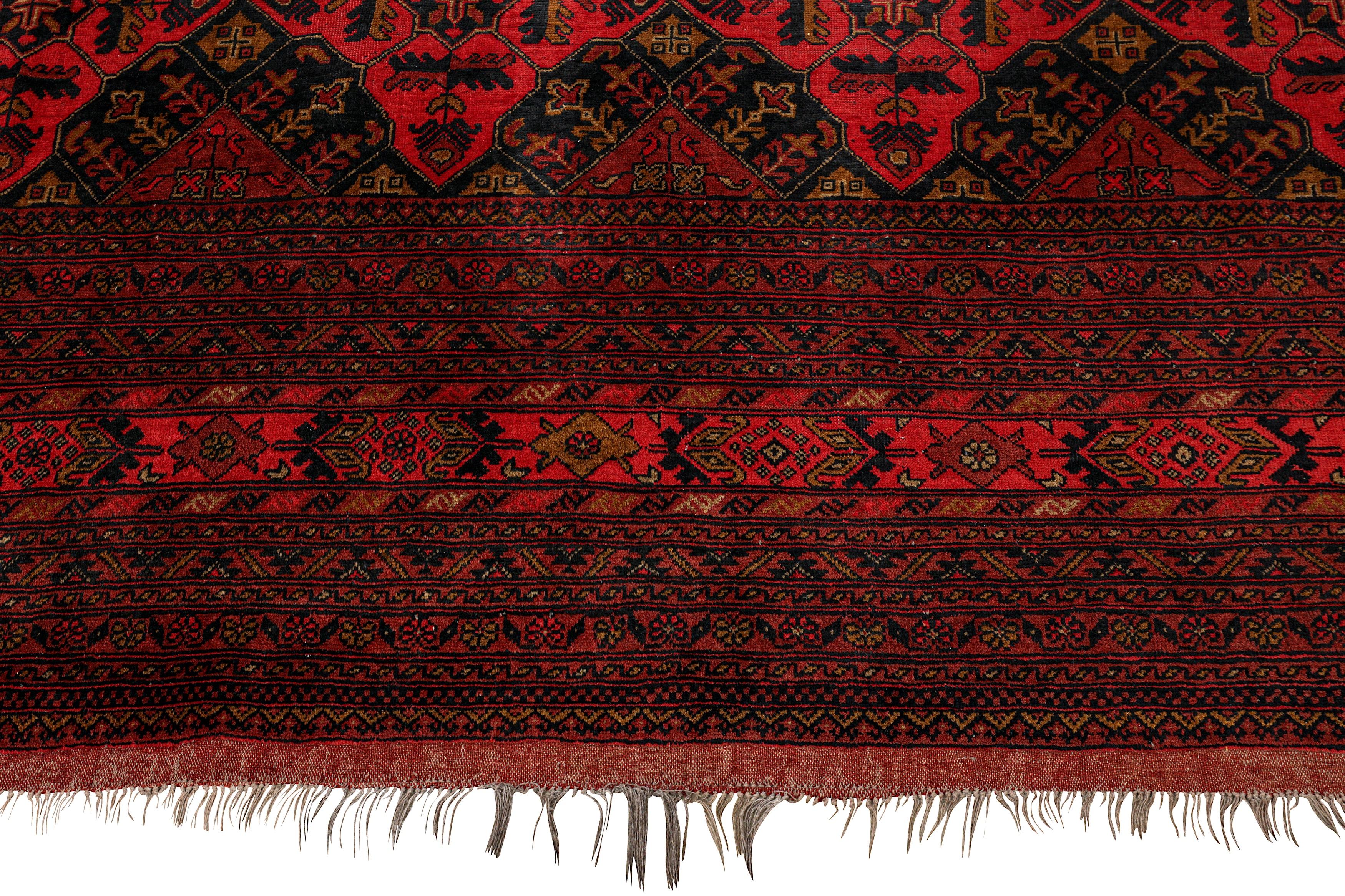 Großer afghanischer handgeknüpfter Wollteppich ''Khan'' aus der Mitte des Jahrhunderts 13ft x 10ft im Zustand „Gut“ im Angebot in London, GB