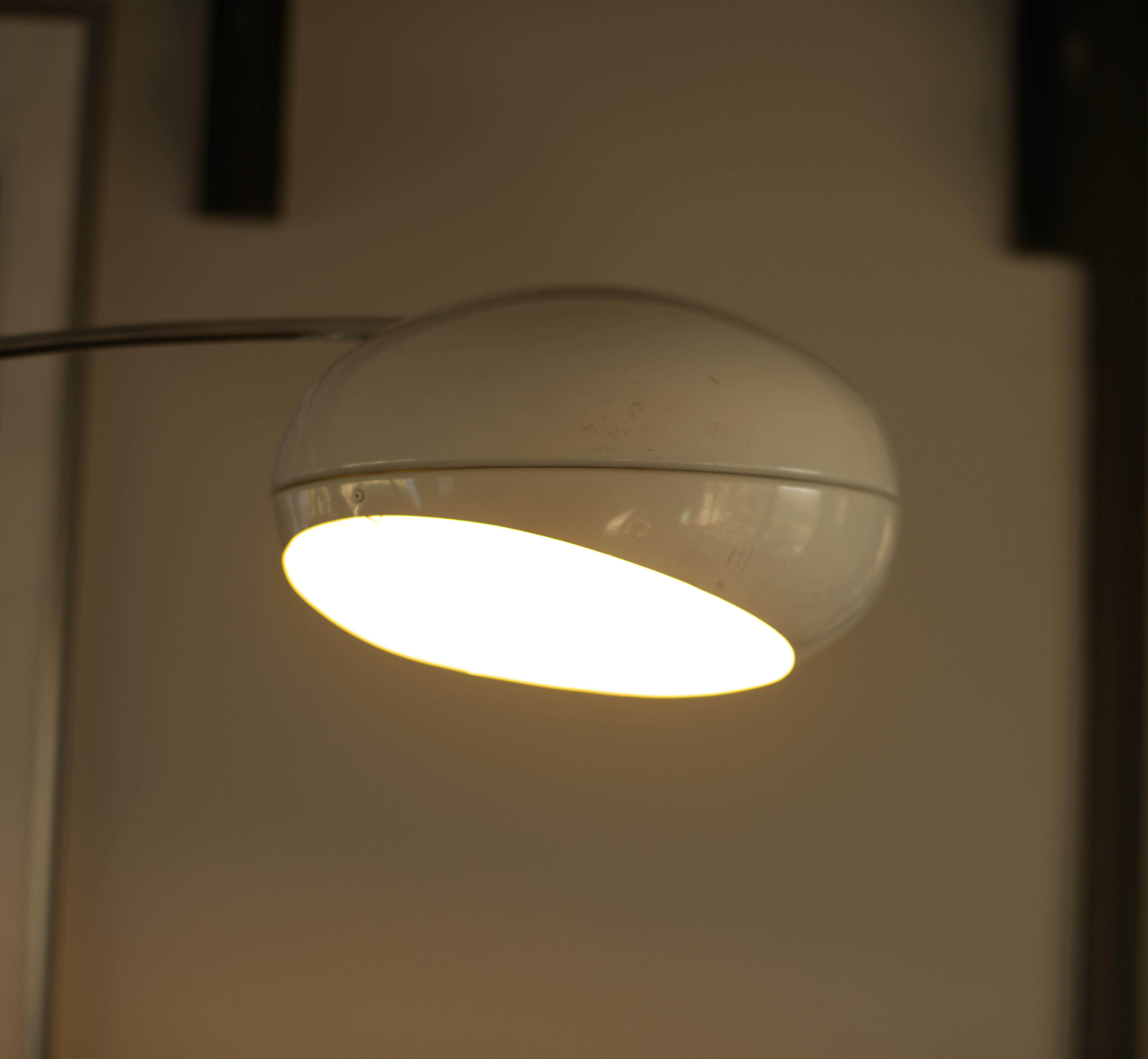 Grande lampada ad arco di metà secolo in vendita 3