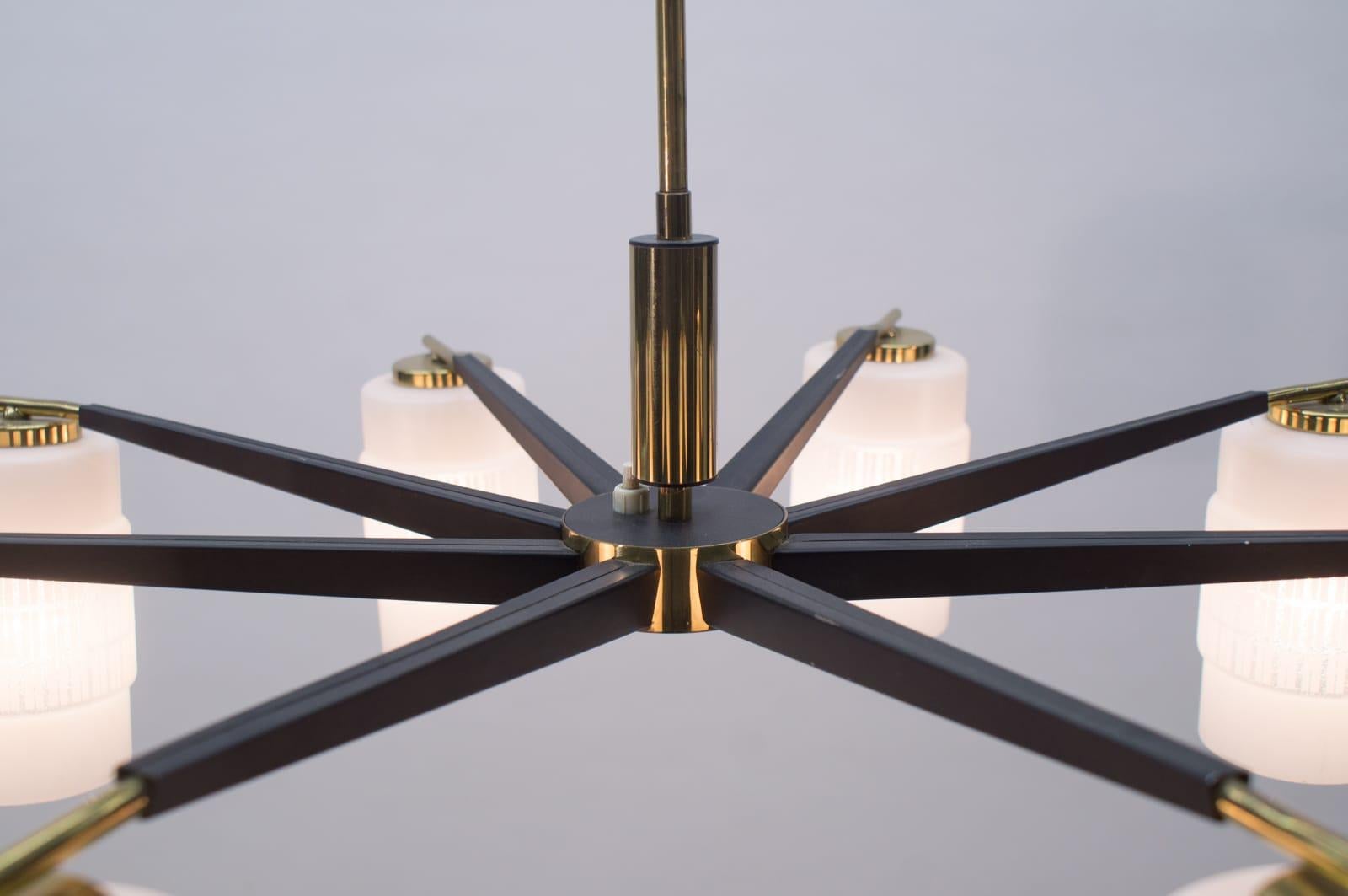Grande lampe spoutnik suspendue en laiton du milieu du siècle, Allemagne, années 1970 en vente 3