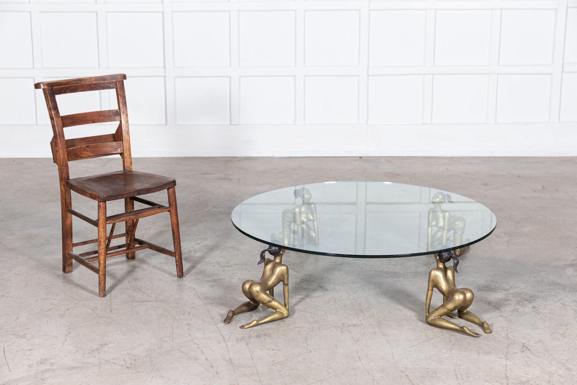20ième siècle Grande table basse en bronze nude du milieu du siècle en vente