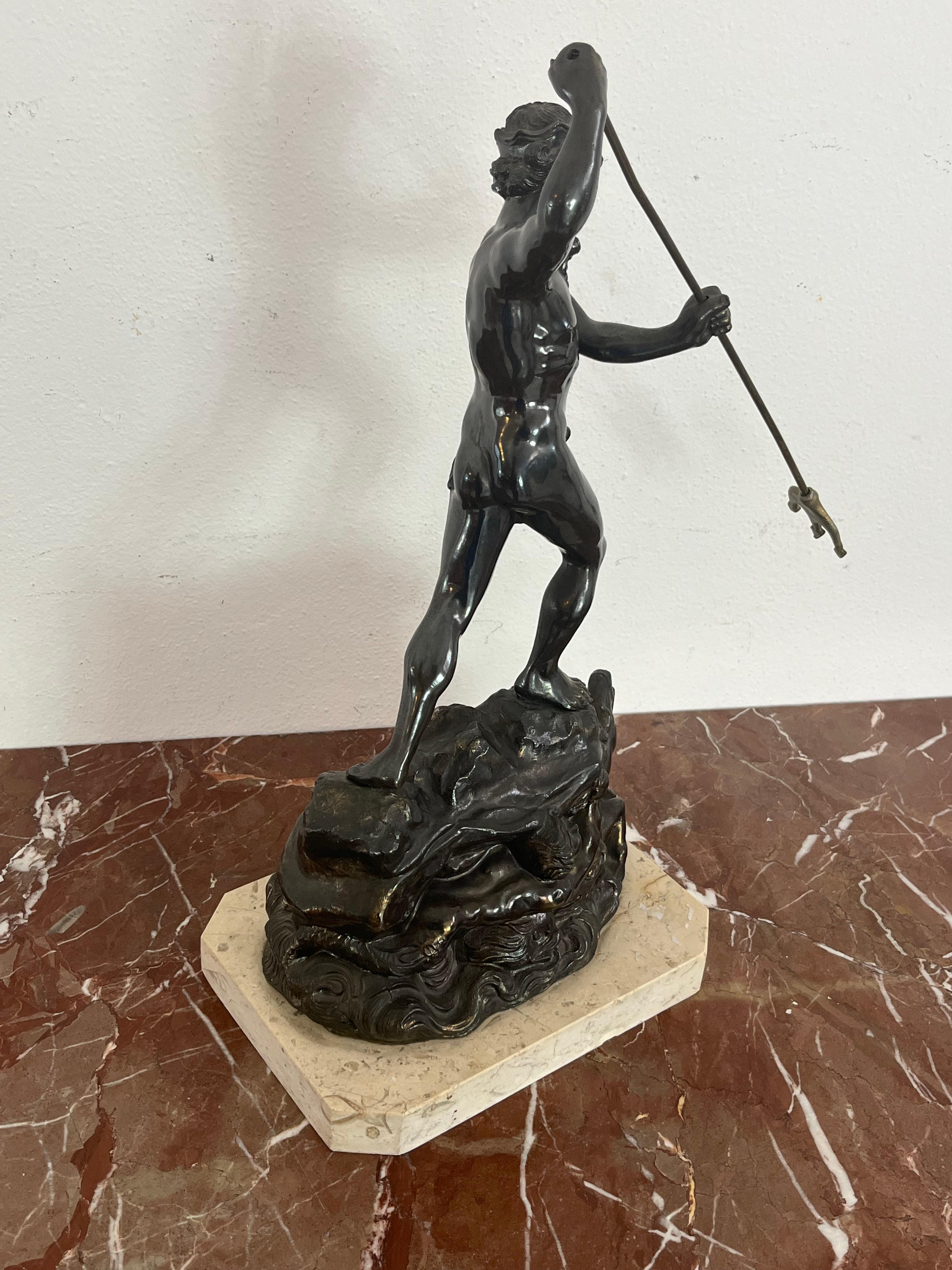 Grande scultura in bronzo di metà secolo 