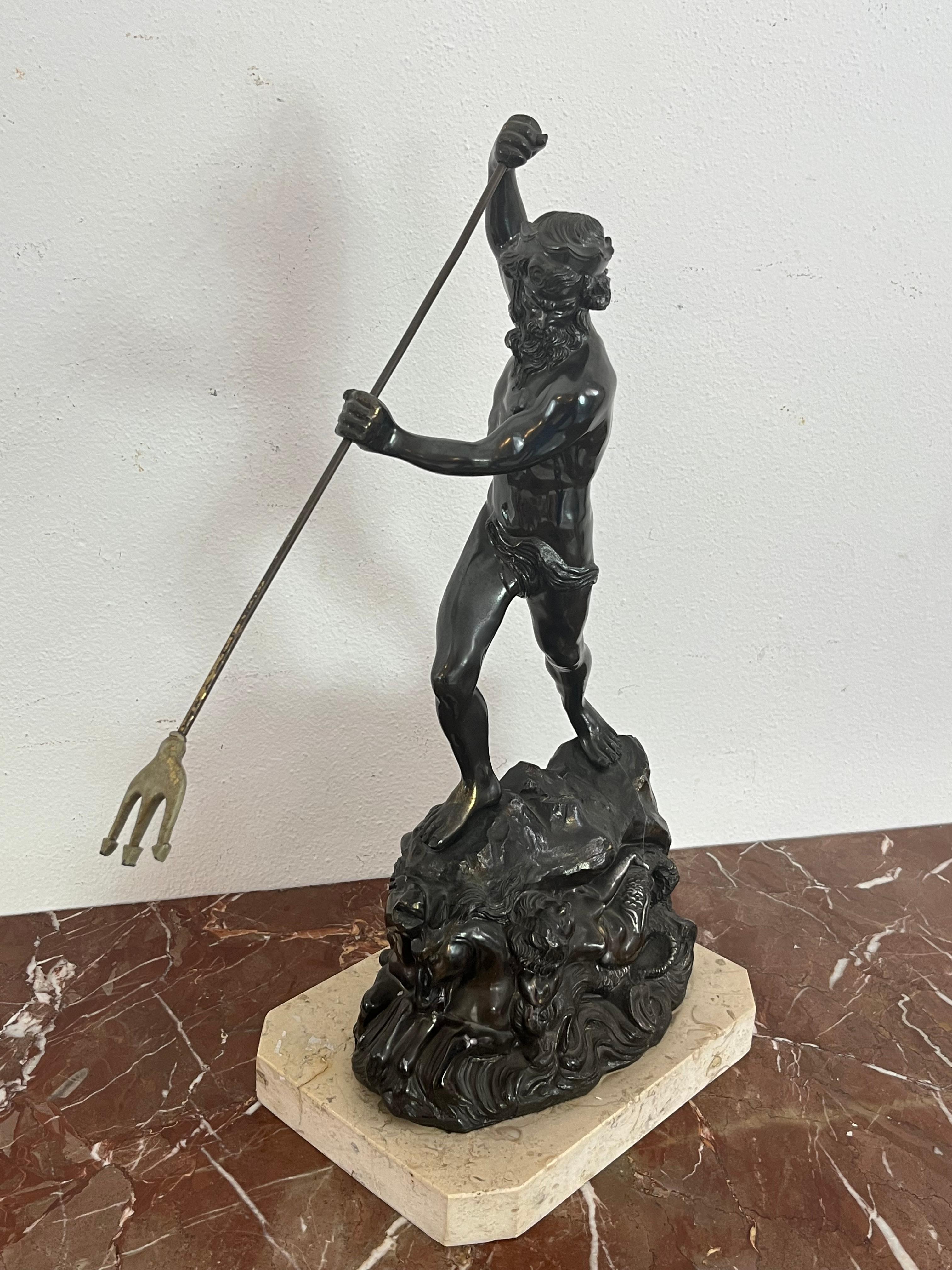 Grande scultura in bronzo della metà del secolo scorso 
