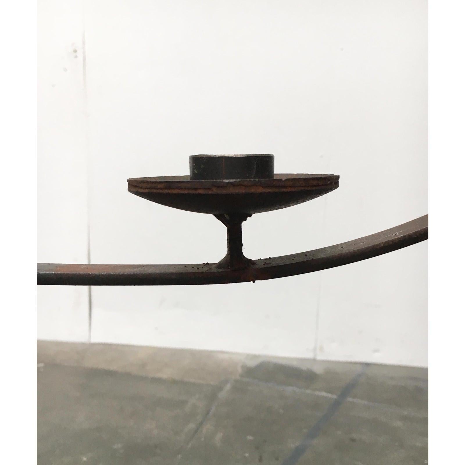 Großer brutalistischer Metall-Kerzenhalter aus der Jahrhundertmitte, 1960er Jahre im Angebot 2