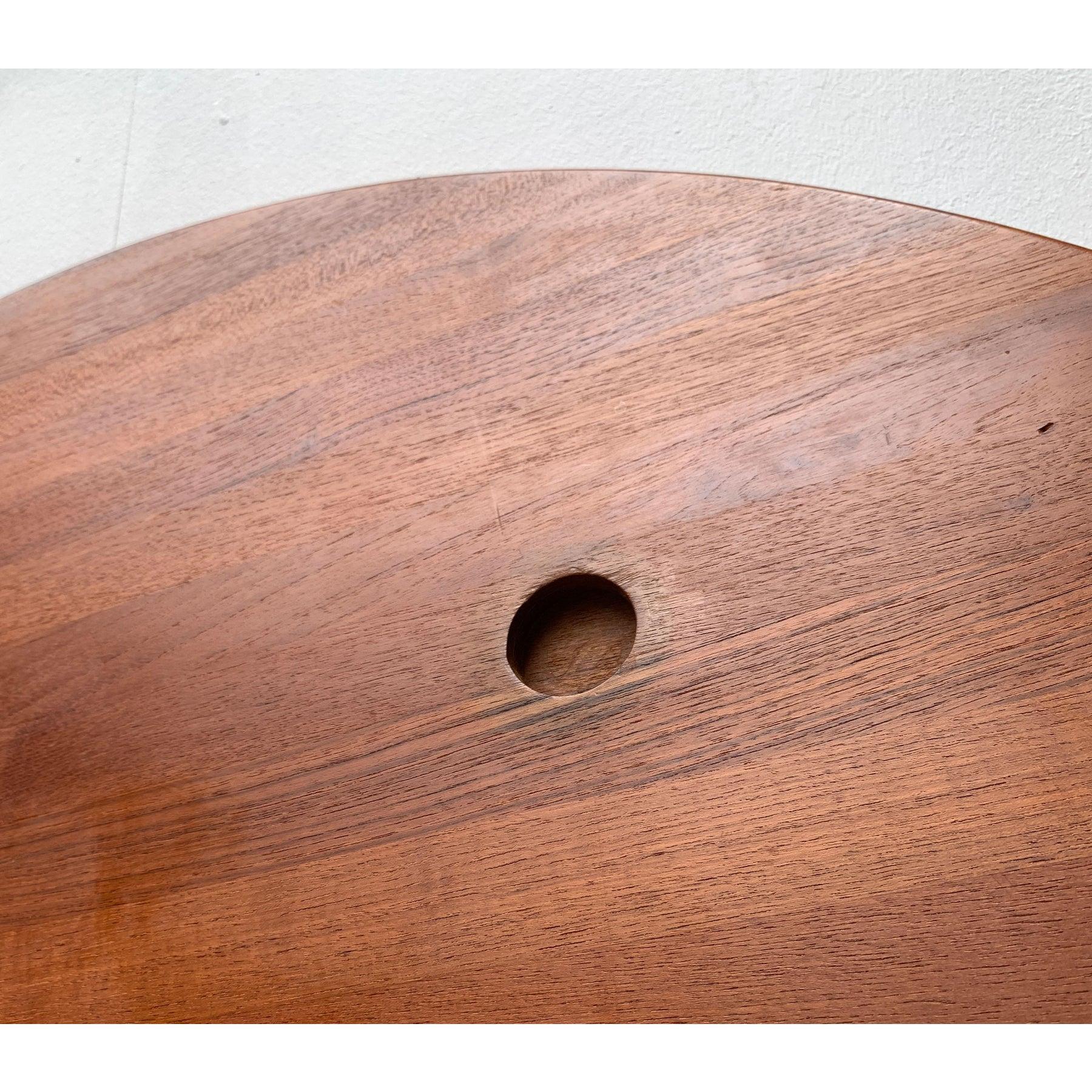 Grande tavolino brutalista di metà secolo in teak massiccio, anni '60 in vendita 5