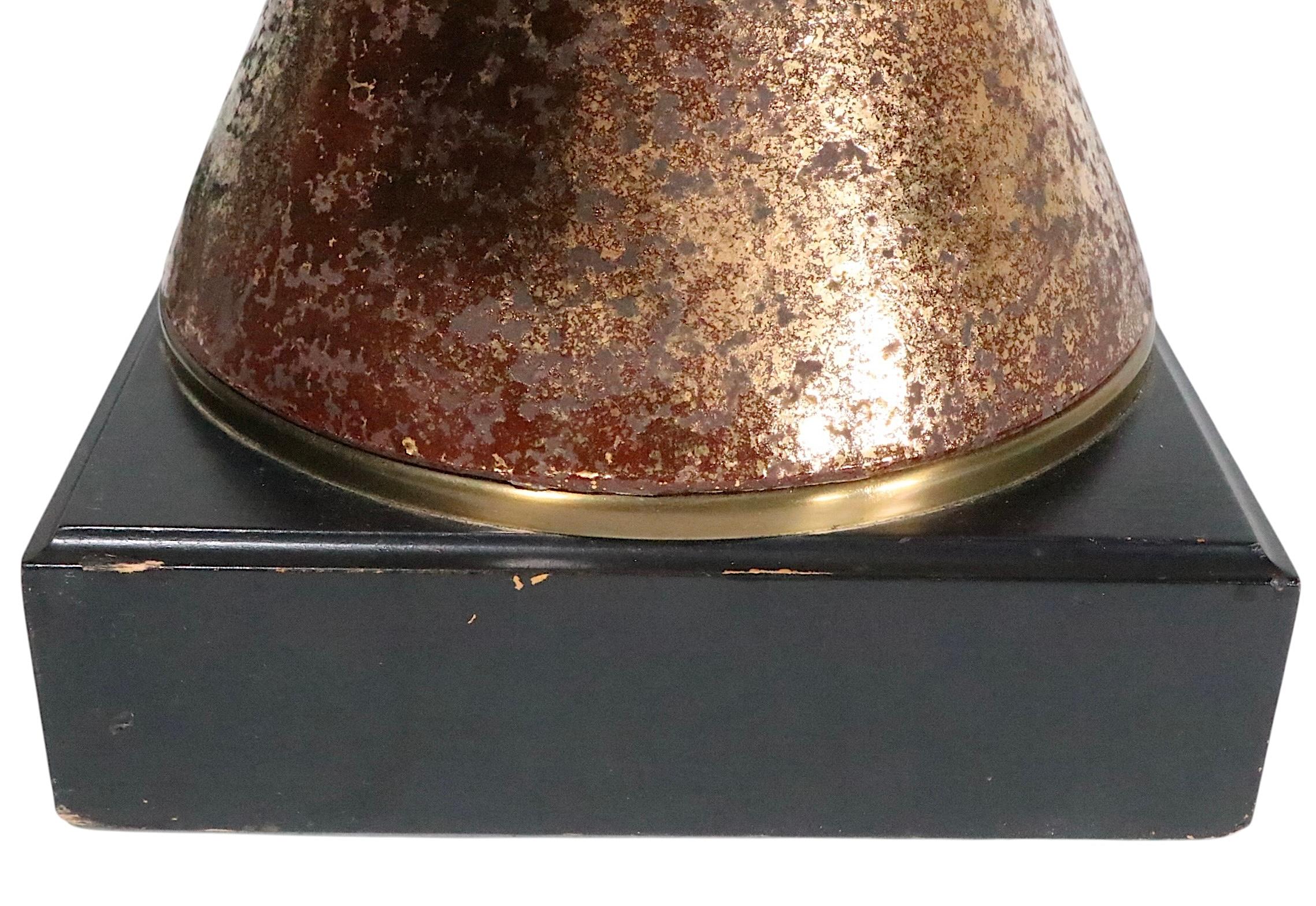 Large Mid Century Brutalist Style Textured Ceramic Table Lamp c 1950/60's en vente 4