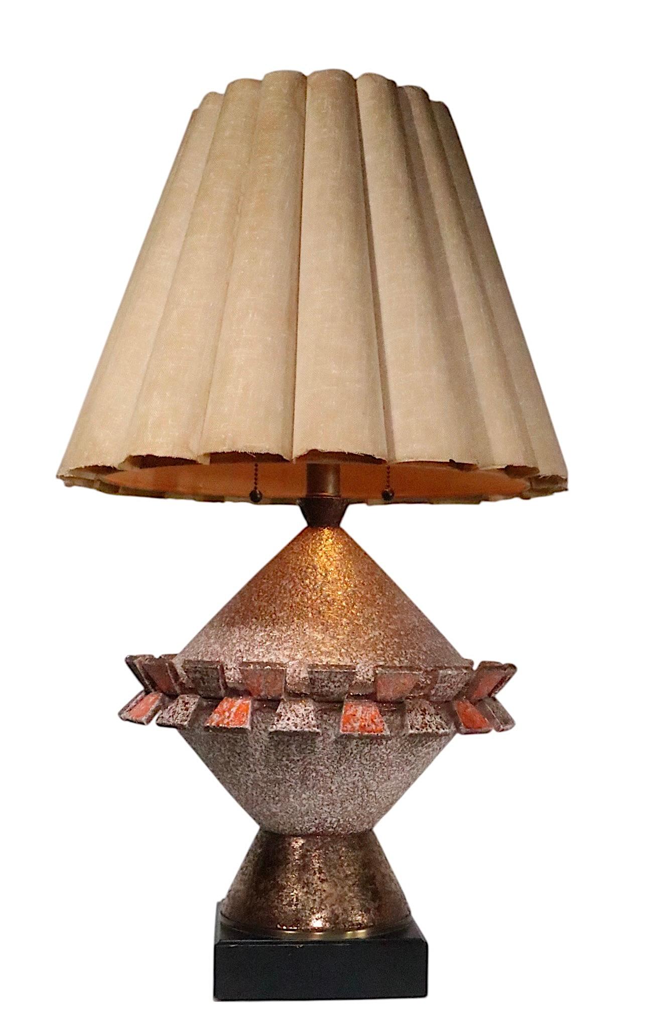 Large Mid Century Brutalist Style Textured Ceramic Table Lamp c 1950/60's en vente 9
