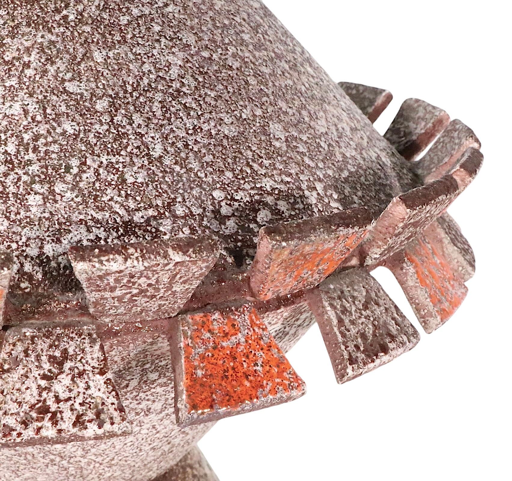 Large Mid Century Brutalist Style Textured Ceramic Table Lamp c 1950/60's en vente 11