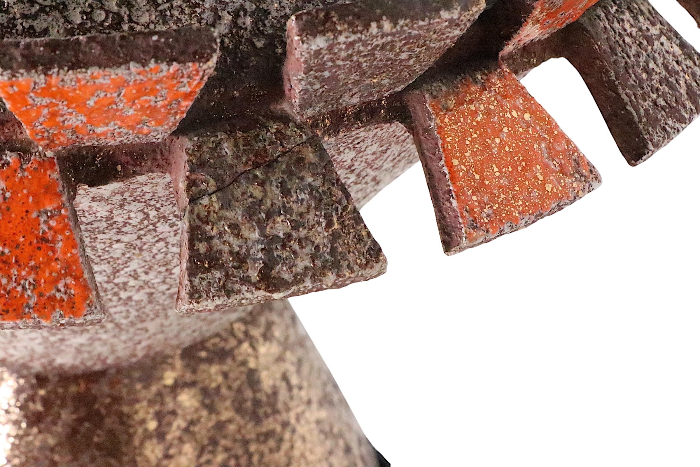 Brutalisme Large Mid Century Brutalist Style Textured Ceramic Table Lamp c 1950/60's en vente