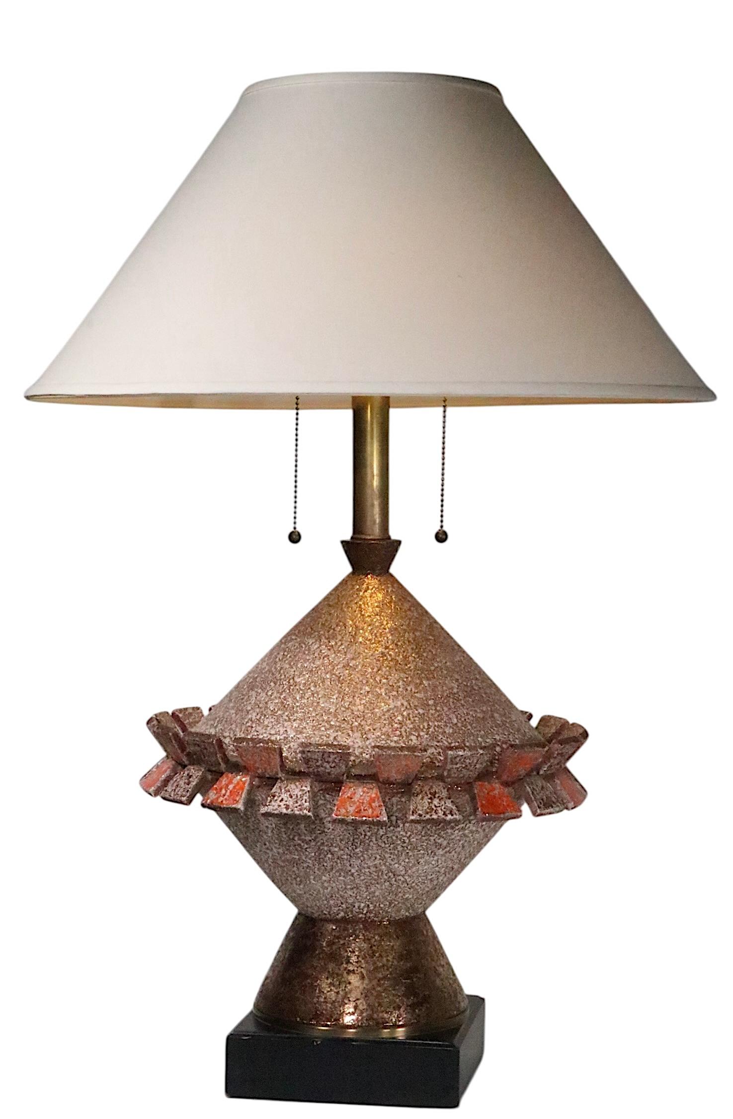 Céramique Large Mid Century Brutalist Style Textured Ceramic Table Lamp c 1950/60's en vente