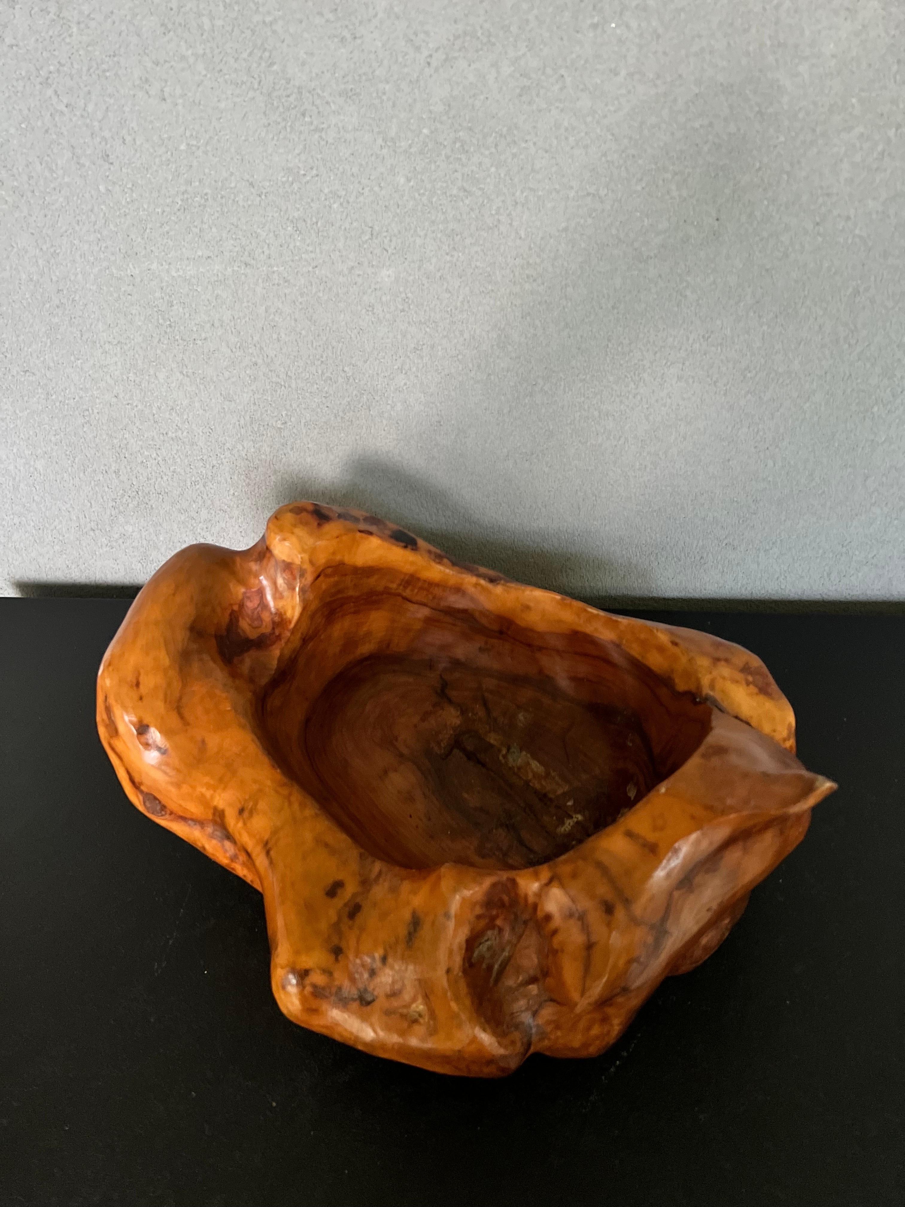 Large Mid-Century Burl Wood Free Form Bowl/Centerpiece  For Sale 8
