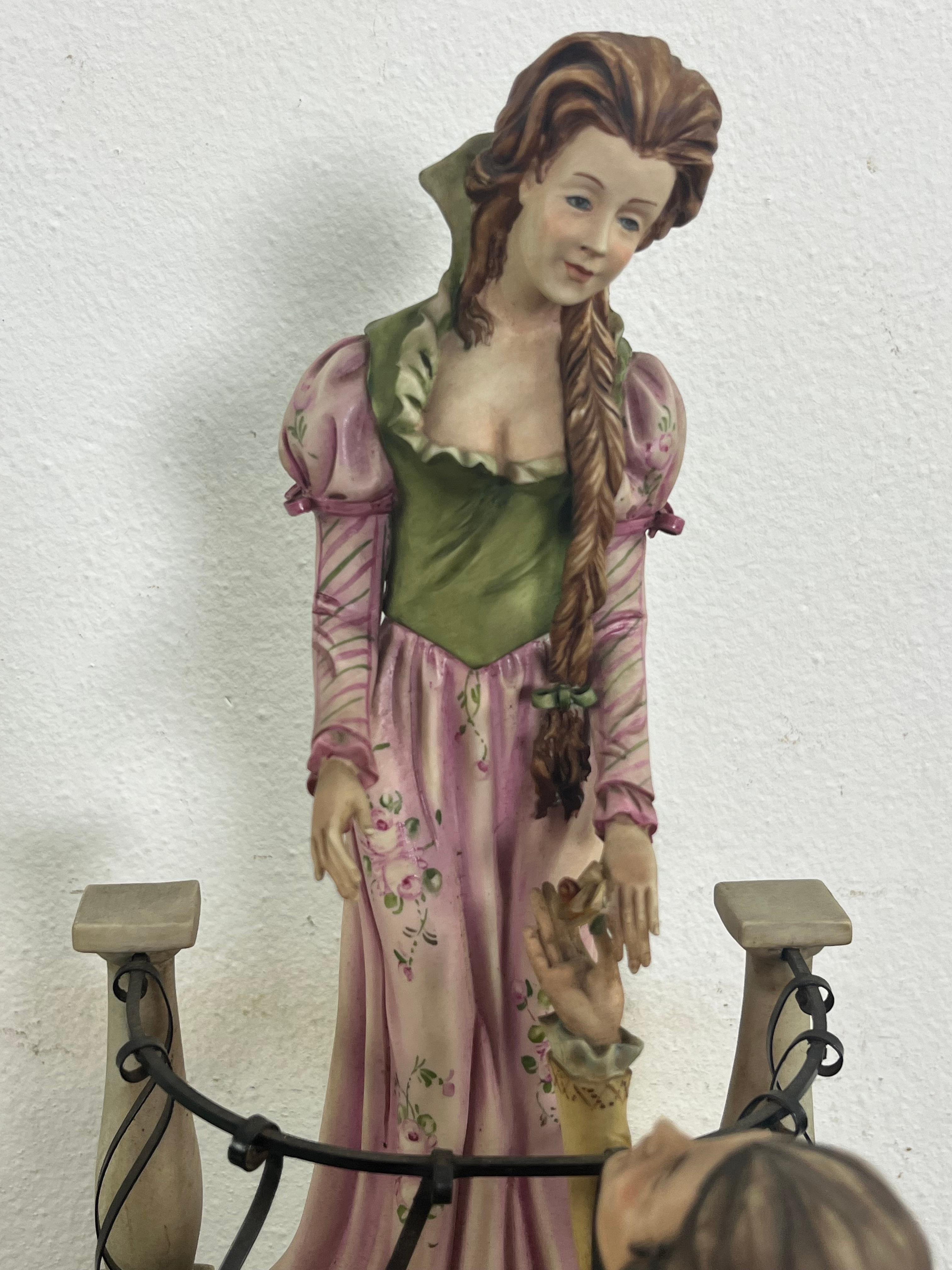 Grande porcellana di Capodimonte di metà secolo 