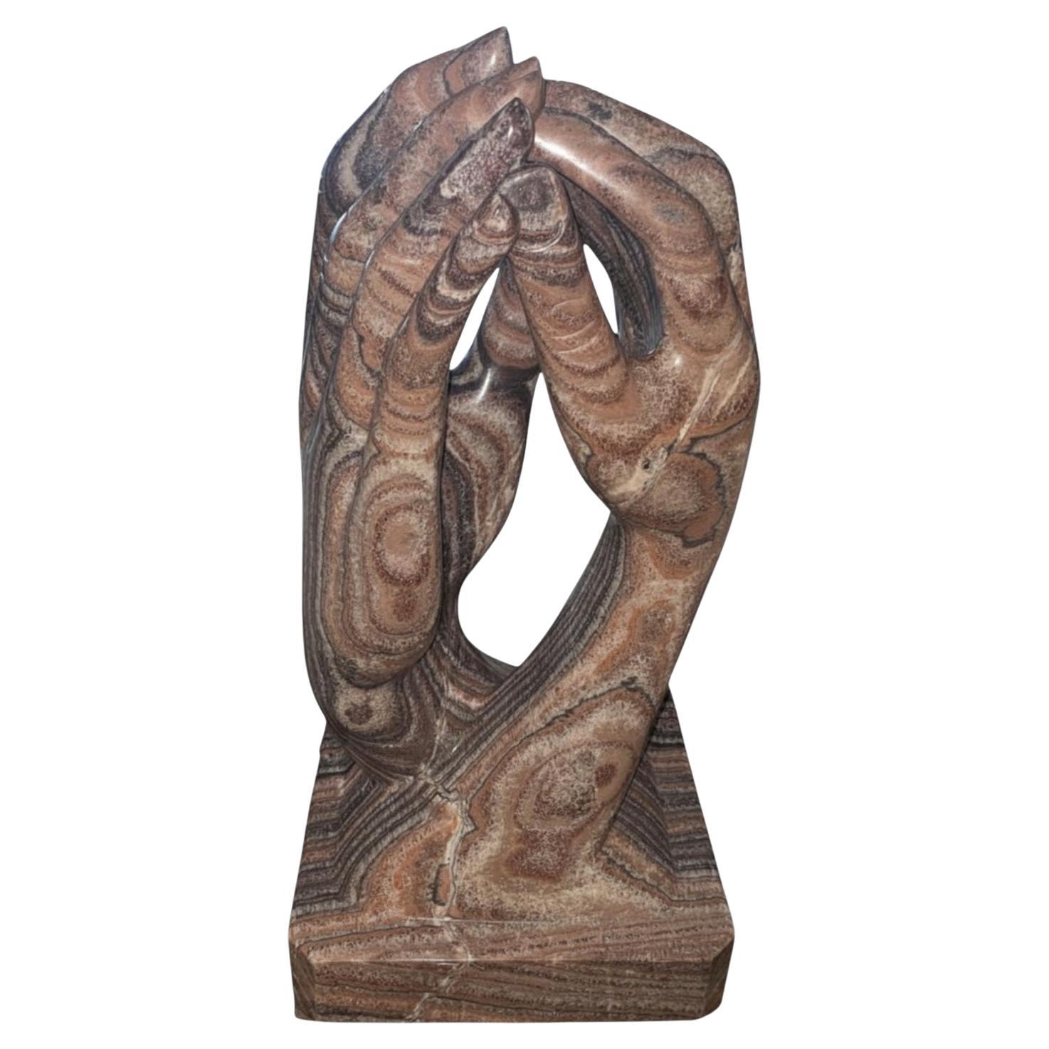 Grande sculpture à main en onyx arc-en-ciel du milieu du siècle en vente