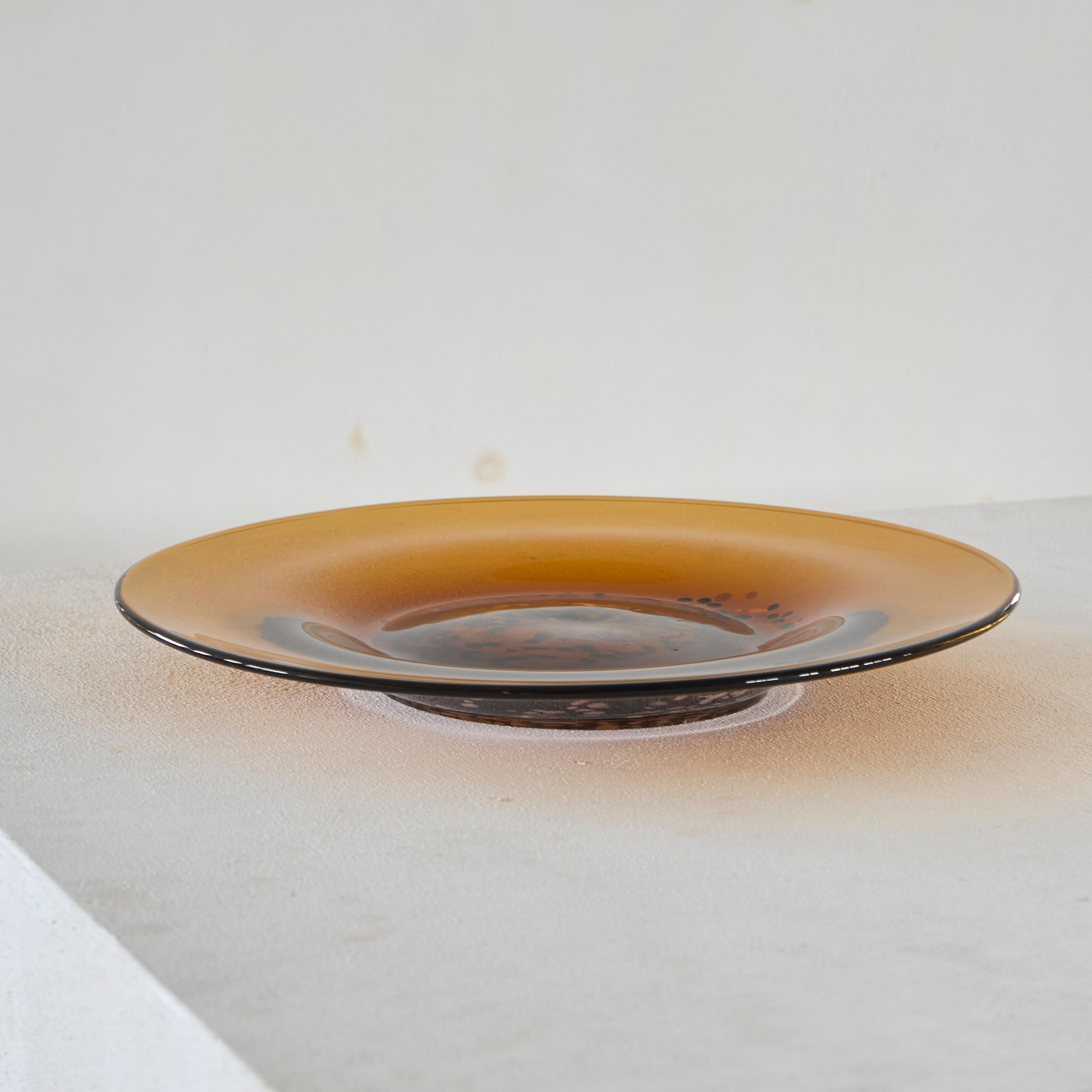Grand centre de table en verre d'art du milieu du siècle 1970 en vente 3
