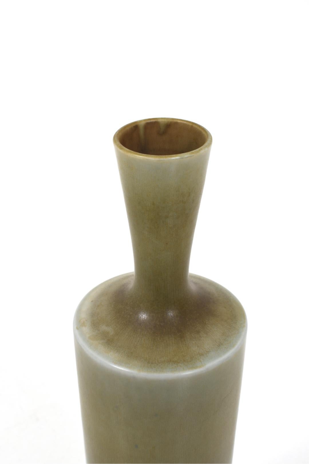 Large Mid-Century Ceramic Vase by Berndt Friberg for Gustavsberg In Good Condition For Sale In Göteborg, SE