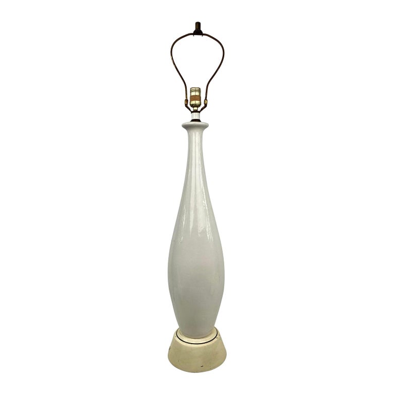 Large Mid-Century Ceramic White Table Lamp For Sale at 1stDibs