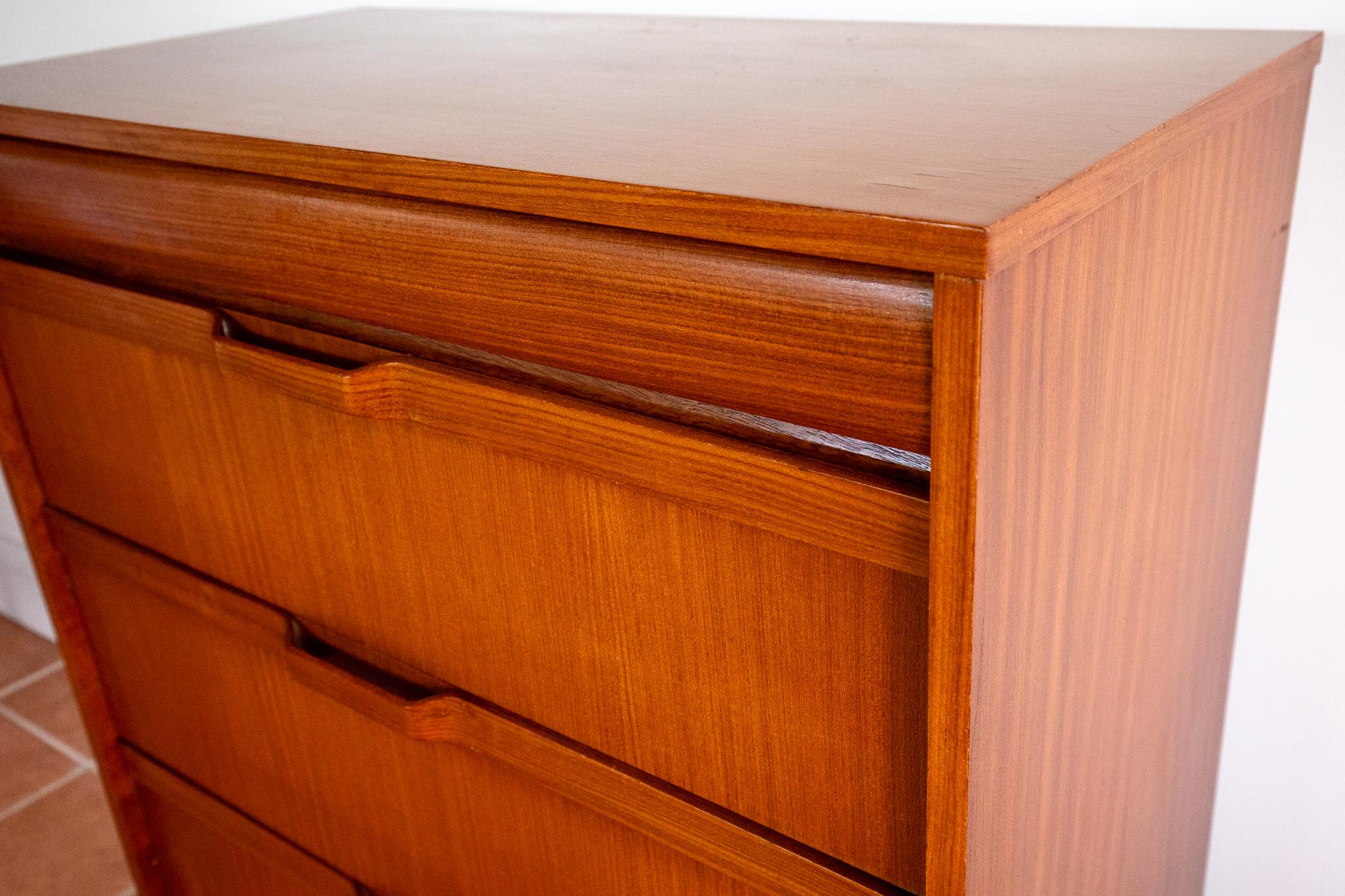 Große Mid-Century-Kommode, dänisch, Scandi-Modern-Stil, 1960er Jahre, MCM Teakholz im Angebot 12