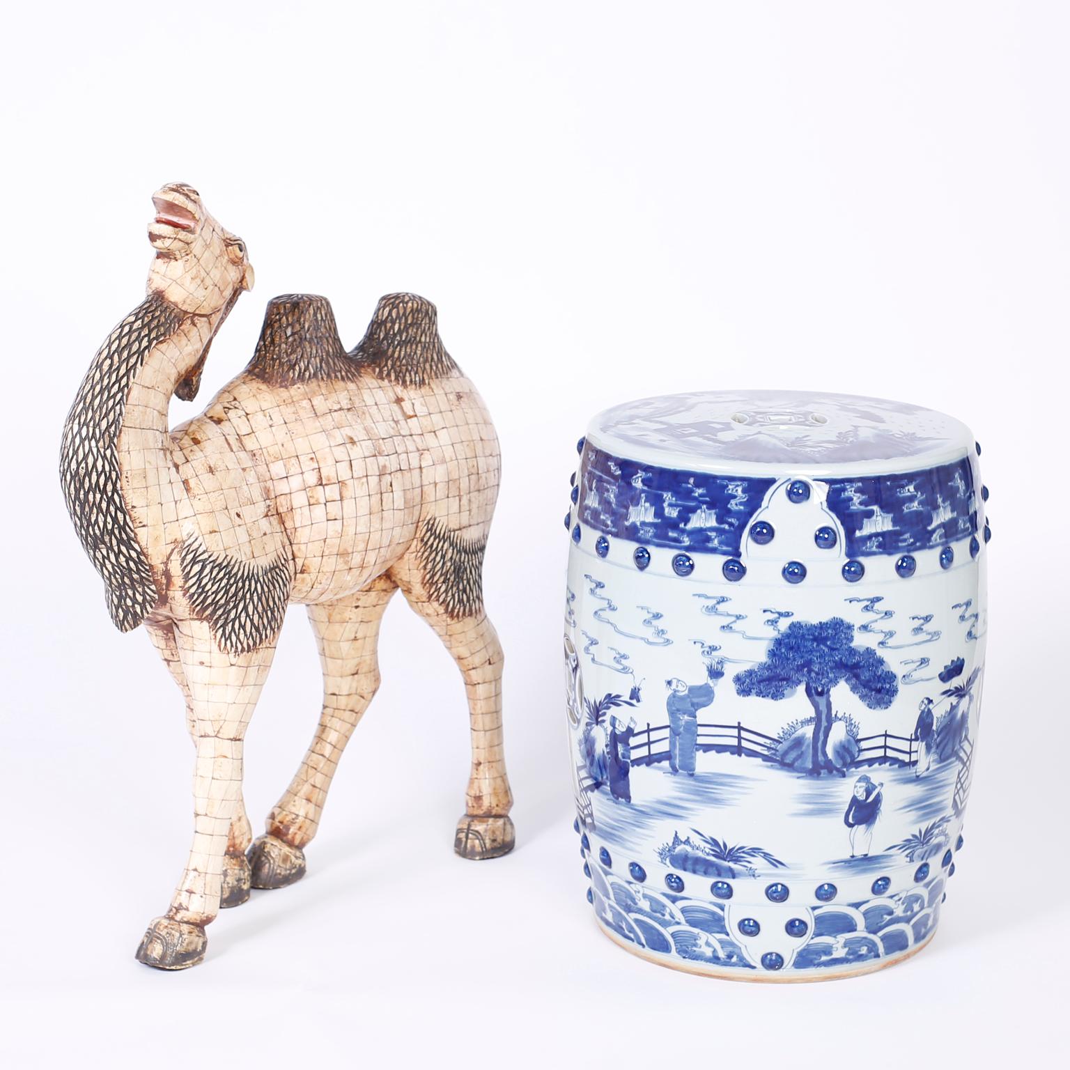 Bois Grand os tessellé chinois du milieu du siècle:: couleur camel
