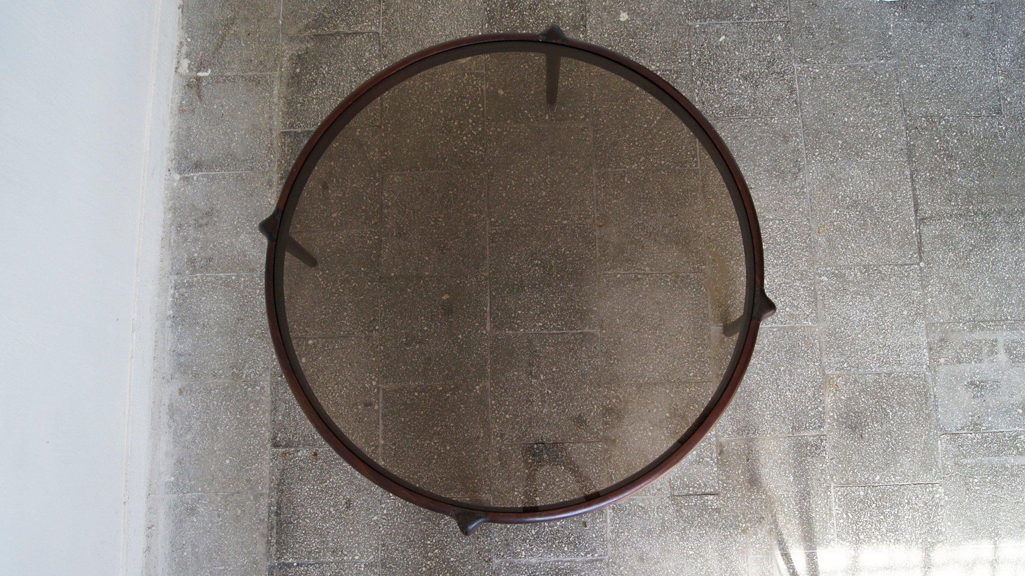 Grande table basse du milieu du siècle en acajou en vente 1