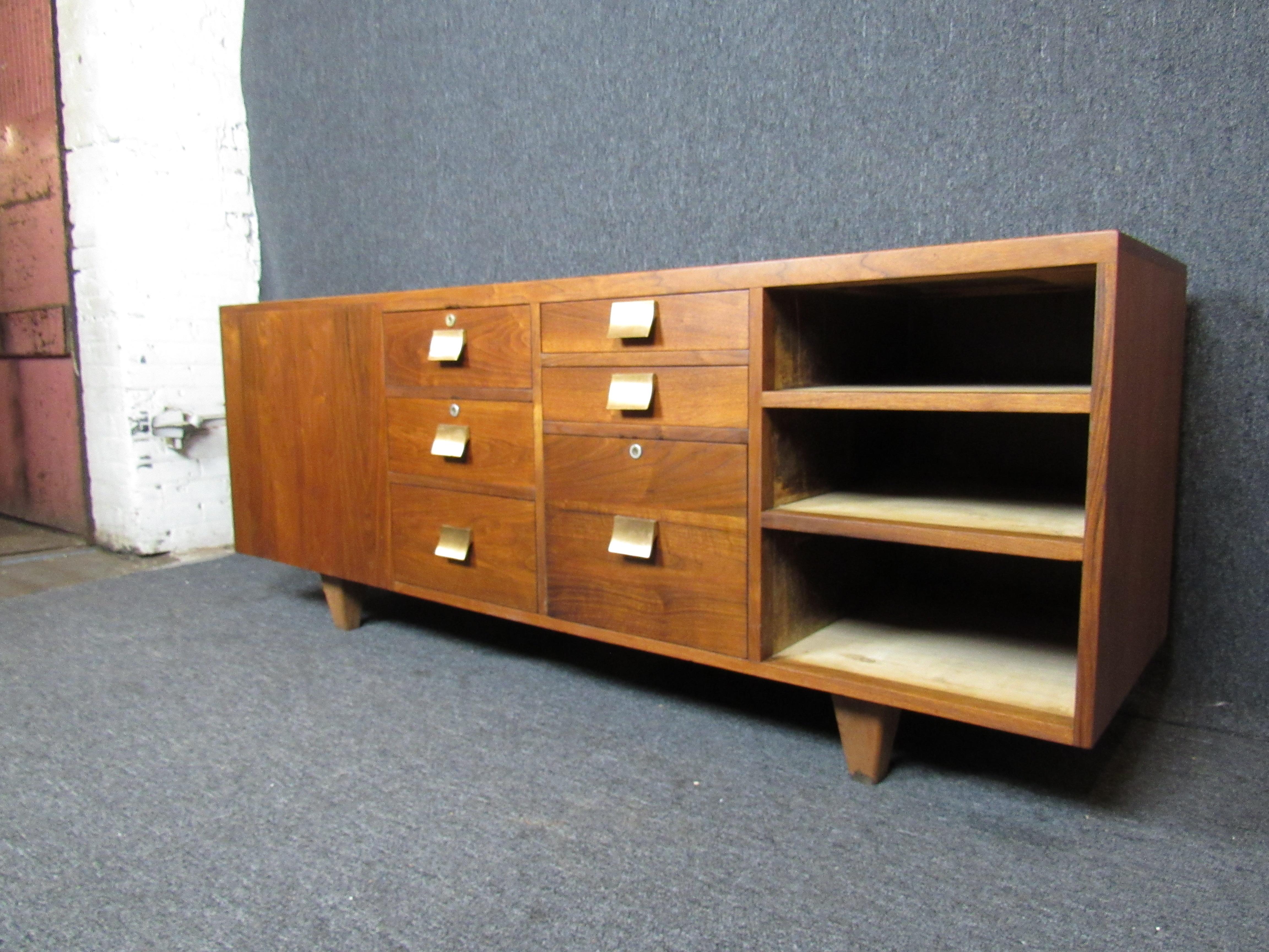 Mid-Century Modern Large Mid-Century Credenza For Sale
