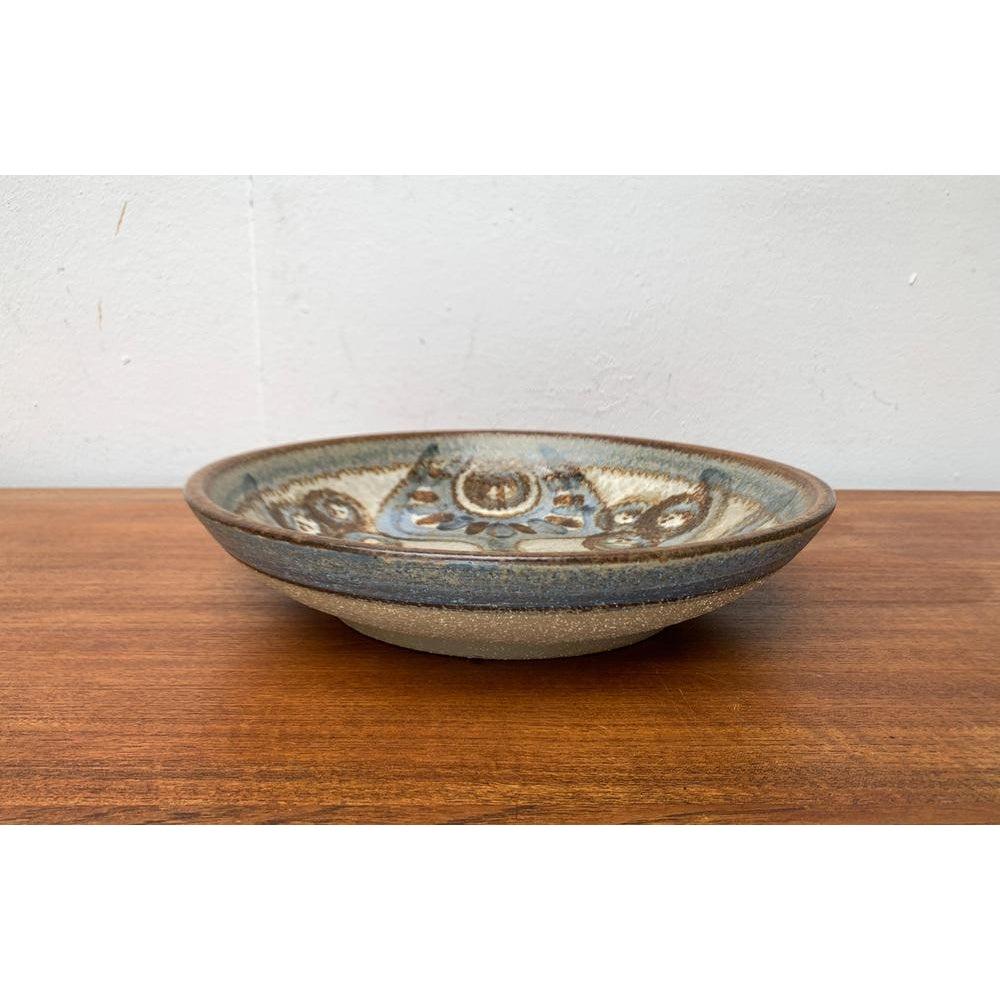 Large Mid-Century Danish Ceramic Bowl or Wall Plate from Søholm, 1960s, in Very Good conditions. Designed 1960 to 1969 This piece has an attribution mark.

Additional information:
Materials: Ceramic
Style: Mid-Century Modern
Country of Origin: