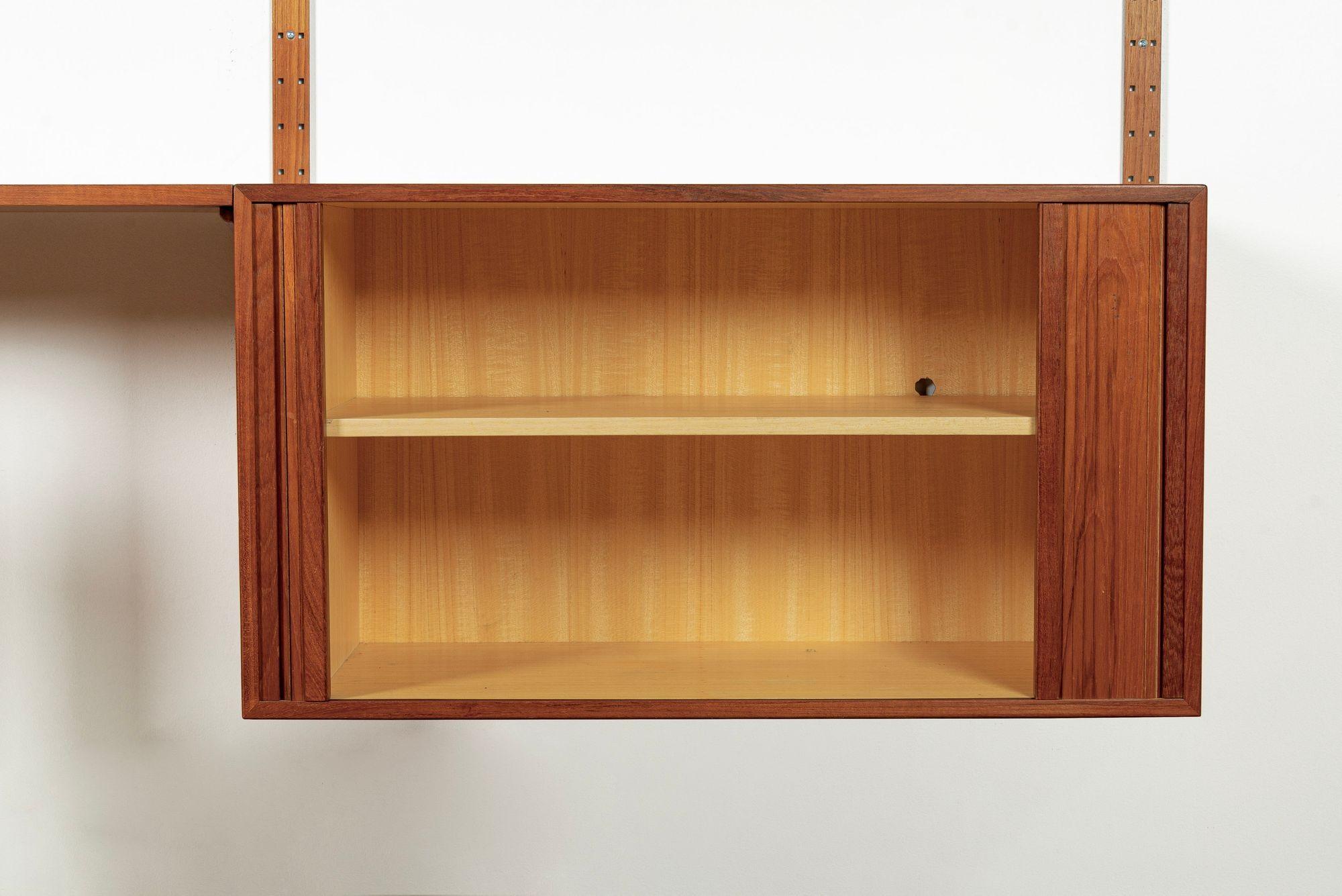 Large Mid Century Danish HG Teak Wood Modular Wall Unit Shelving & Bookcase For Sale 2