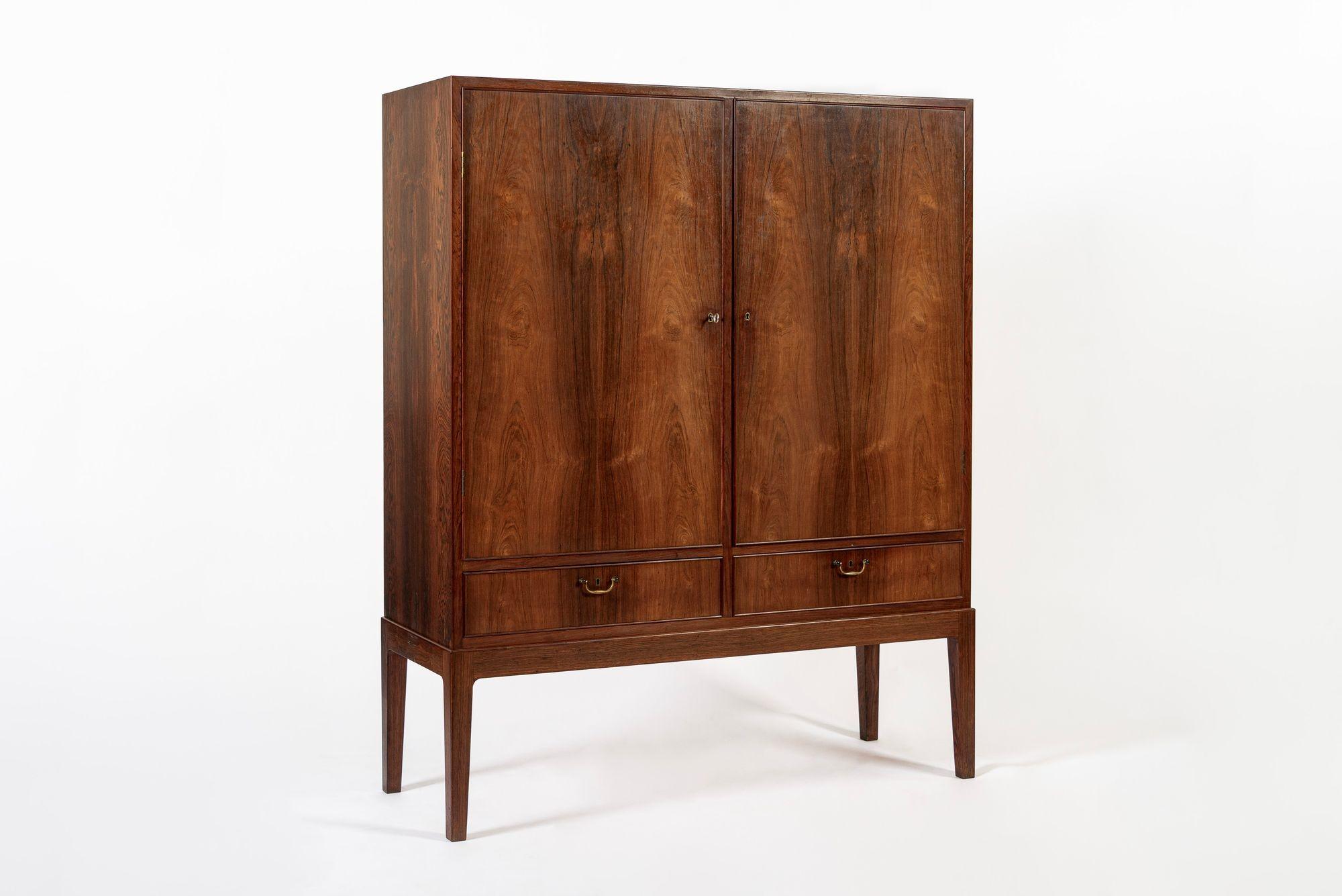 Grande armadio in palissandro danese moderno della metà del secolo scorso 1960 in vendita 4