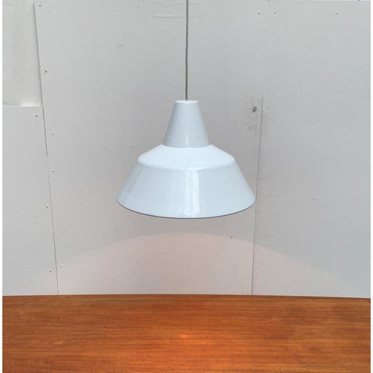Large Mid-Century Danish Pendant Lamp by Emaille Amatur for Louis Poulsen, 1960s In Good Condition For Sale In Hamburg, DE