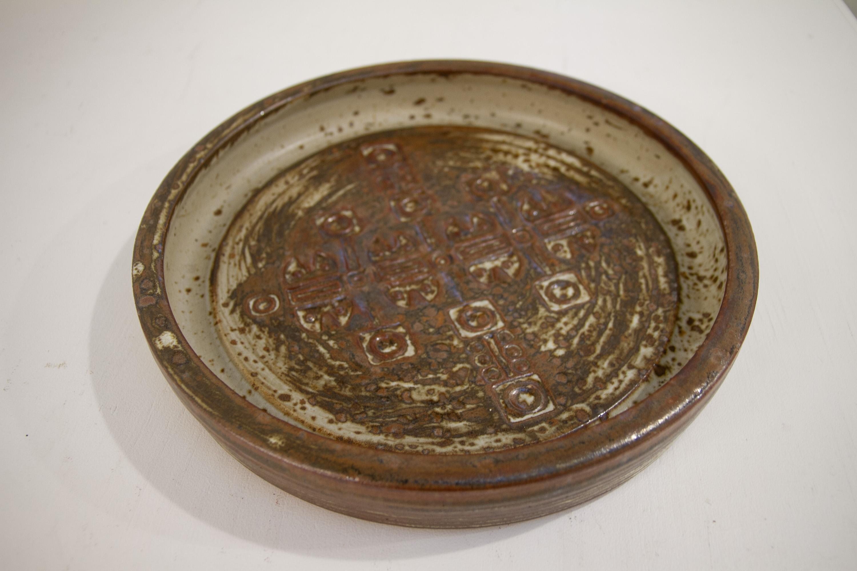 Large Mid-Century Danish Stoneware Dish by Jørgen Mogensen, 1970s. For Sale 10