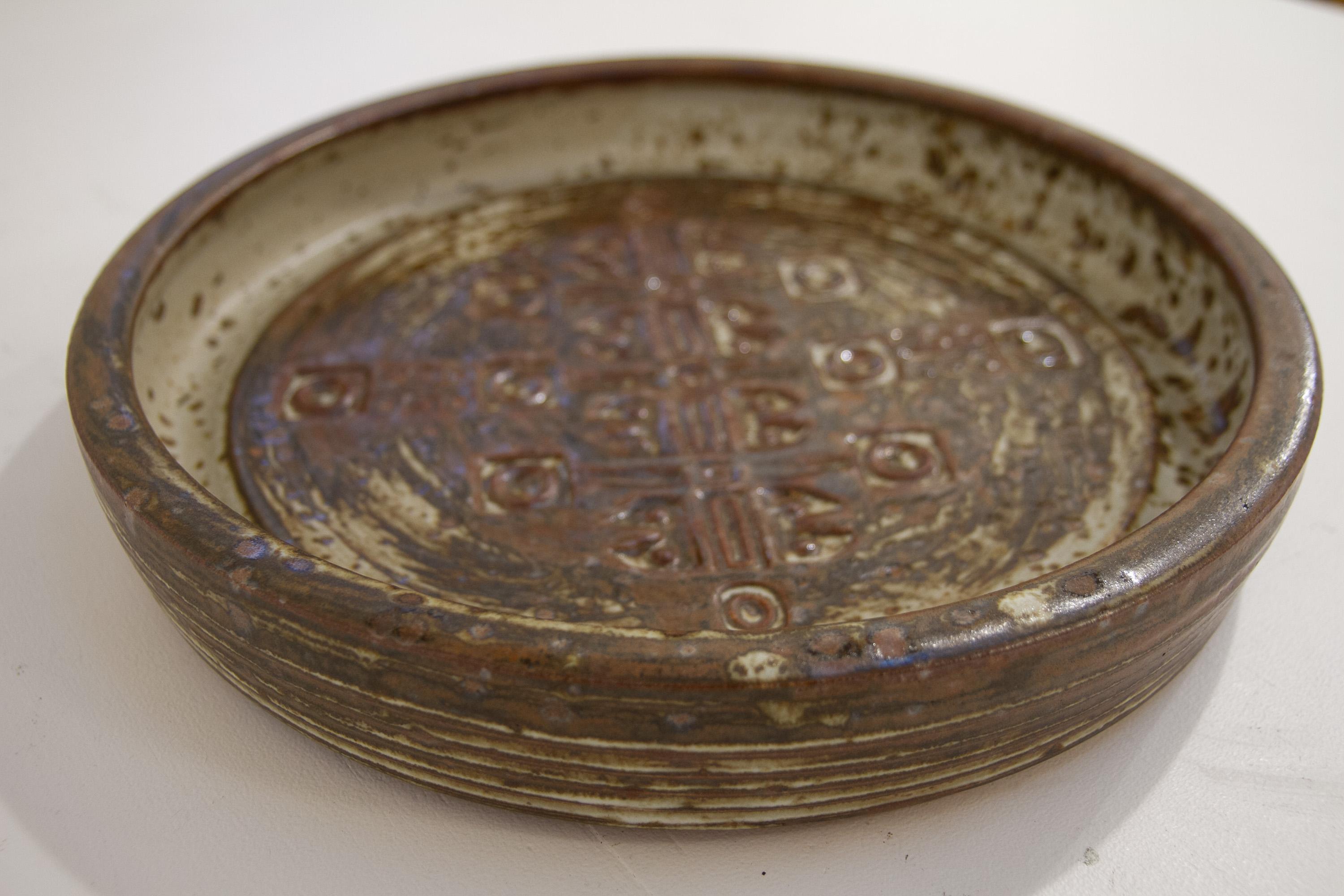 Large Mid-Century Danish Stoneware Dish by Jørgen Mogensen, 1970s. For Sale 11