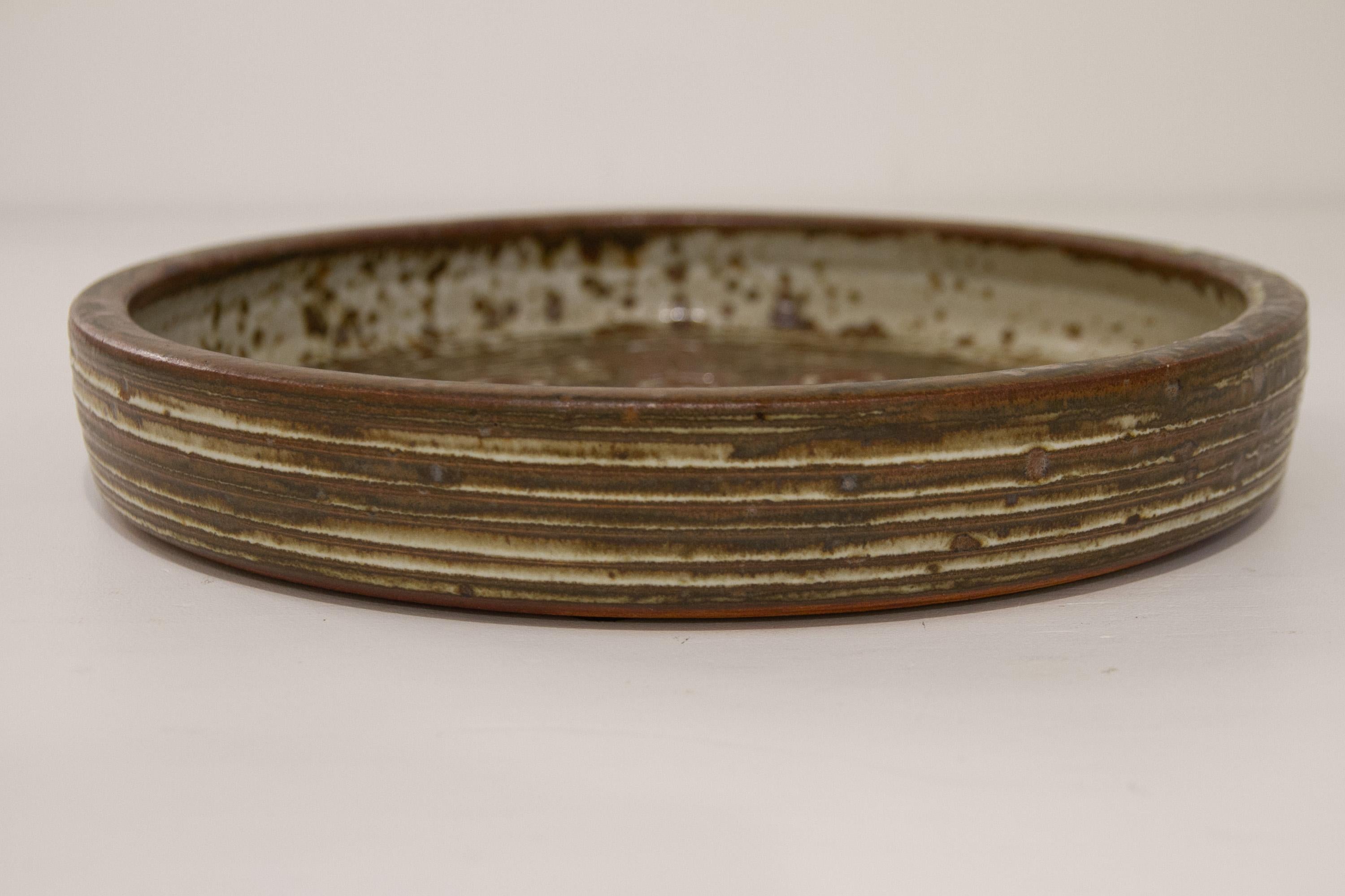 Large Mid-Century Danish Stoneware Dish by Jørgen Mogensen, 1970s. For Sale 3