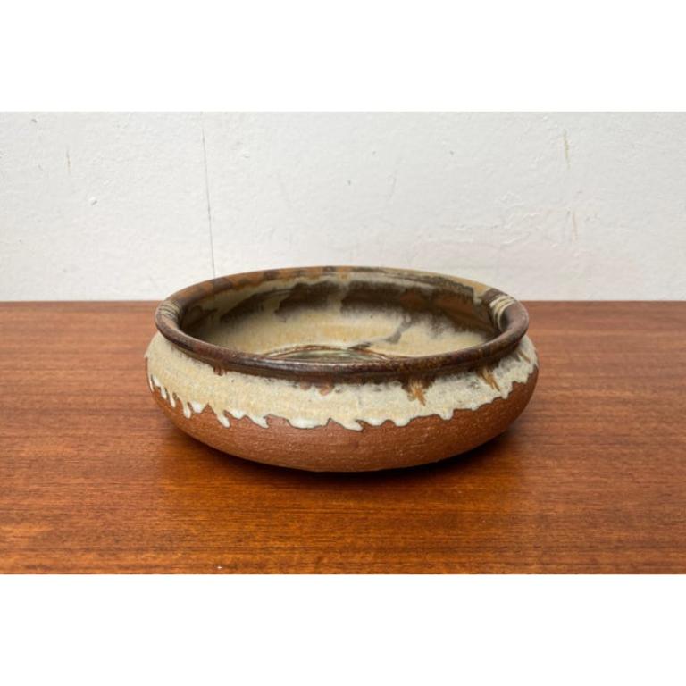 Grande ciotola in Studio Pottery danese di metà secolo di Aksel Larsen per Axella, 1960 in vendita 3