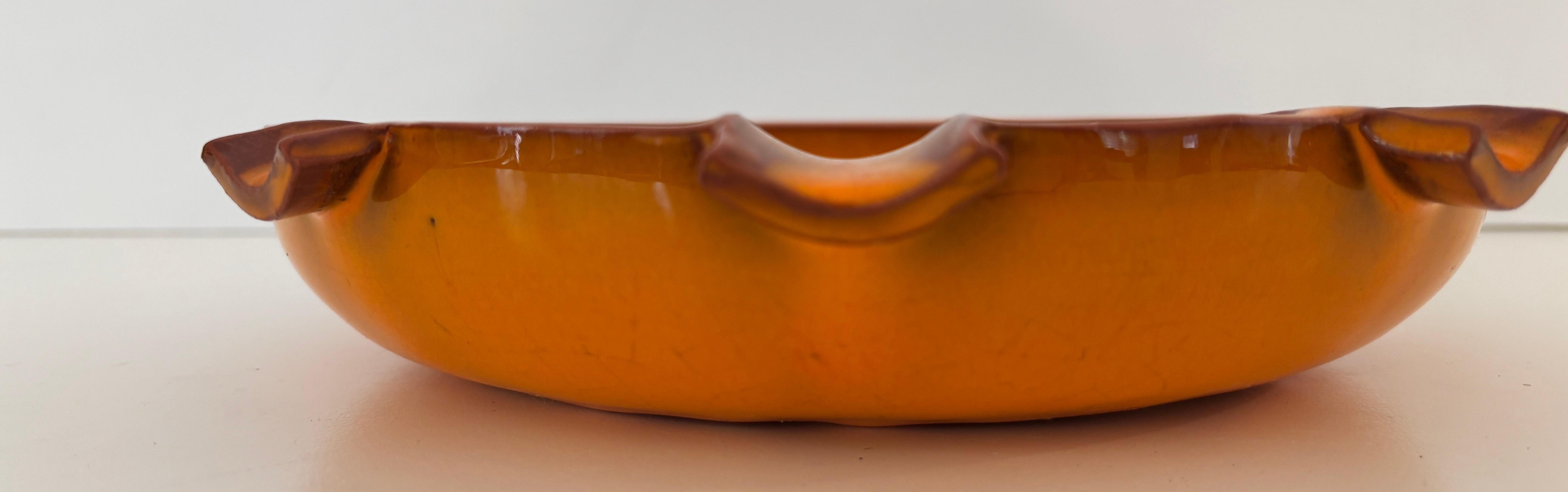 20ième siècle Grande poterie danoise de Studio A du milieu du siècle à glaçure orange vif Brutalist 1960s en vente