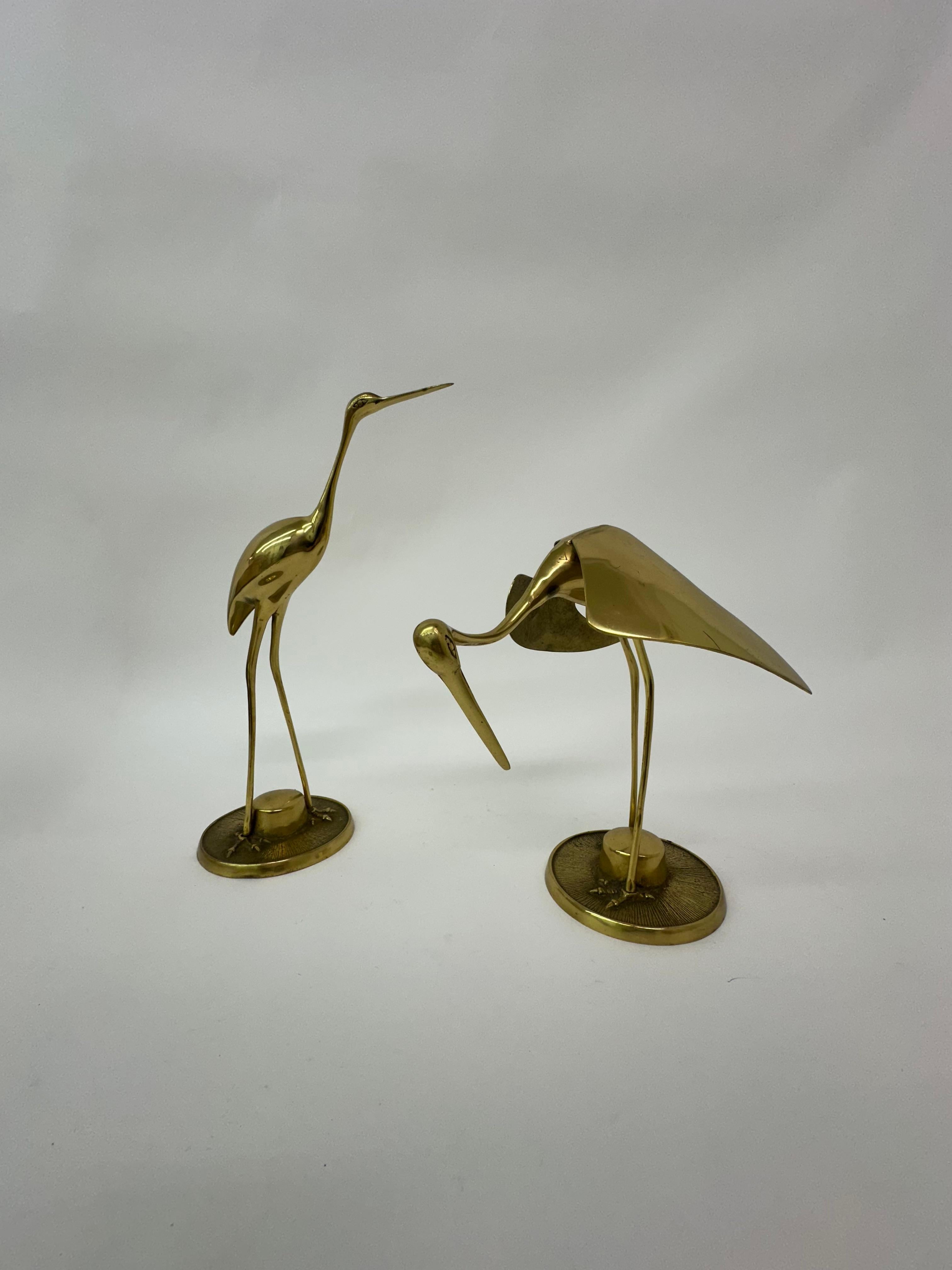 Dimensions: 38,5cm H , 24cm W, 14 cm D and 28cm H, 27,5cm W, 17,5cm W
Condition: Good
Material: Brass
Color: Gold
Period: 1970’s