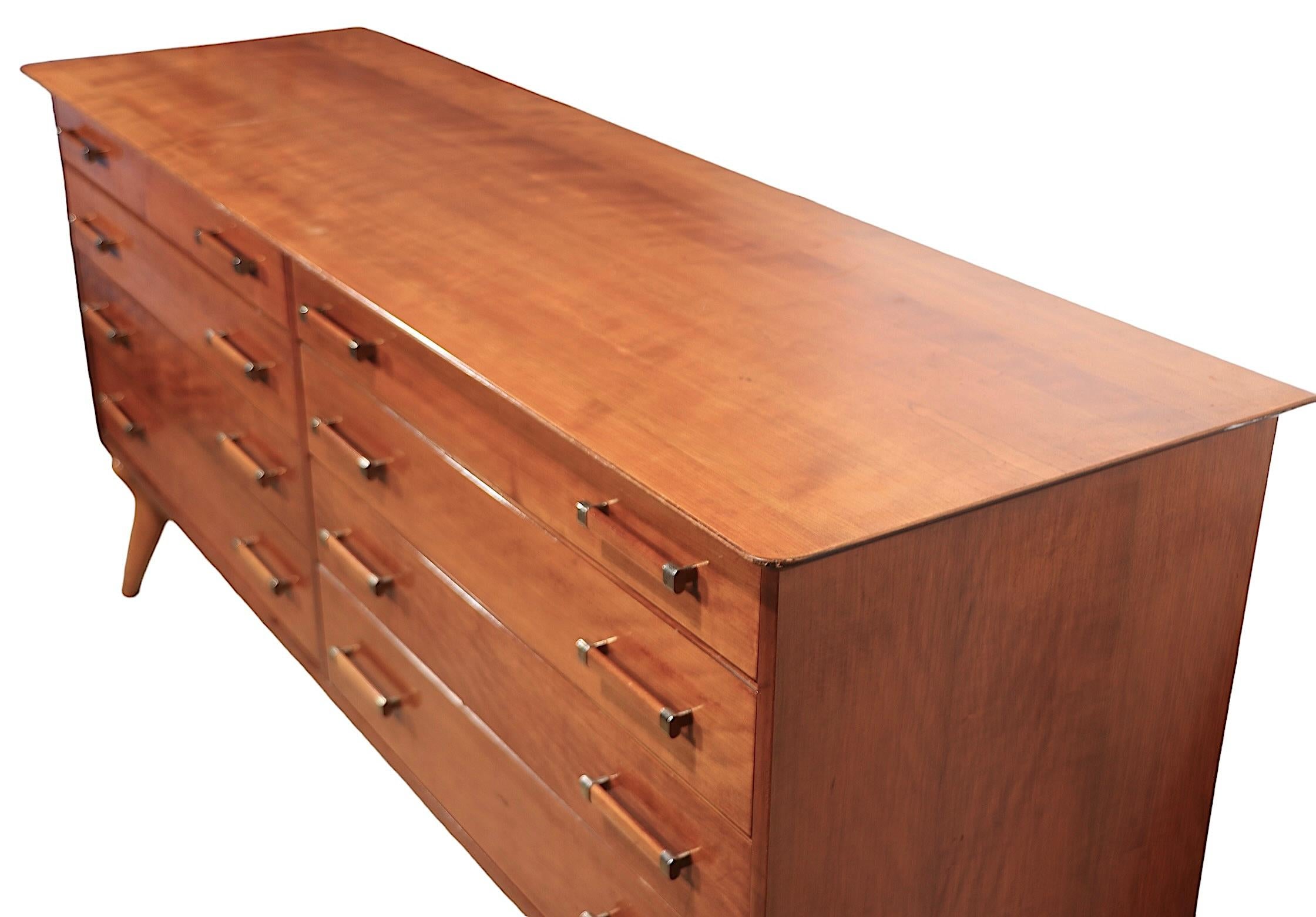 Cómoda doble grande Mid Century de Renzo Rutili para Johnson Furniture Company en venta 9