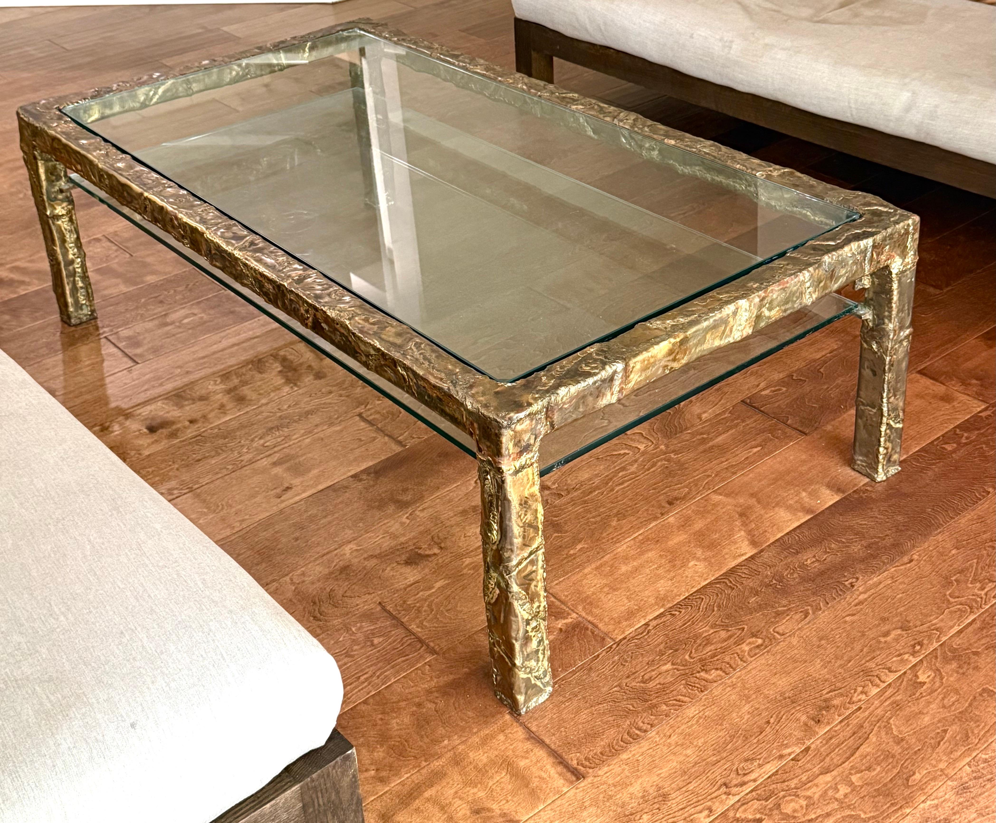 Américain Grande table basse en bronze du milieu du siècle dernier, signée Silas Seandel, 1970 en vente