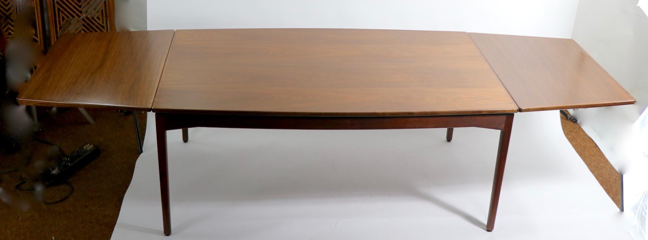 Large Mid Century Extension Dining Table by Jens Risom 6