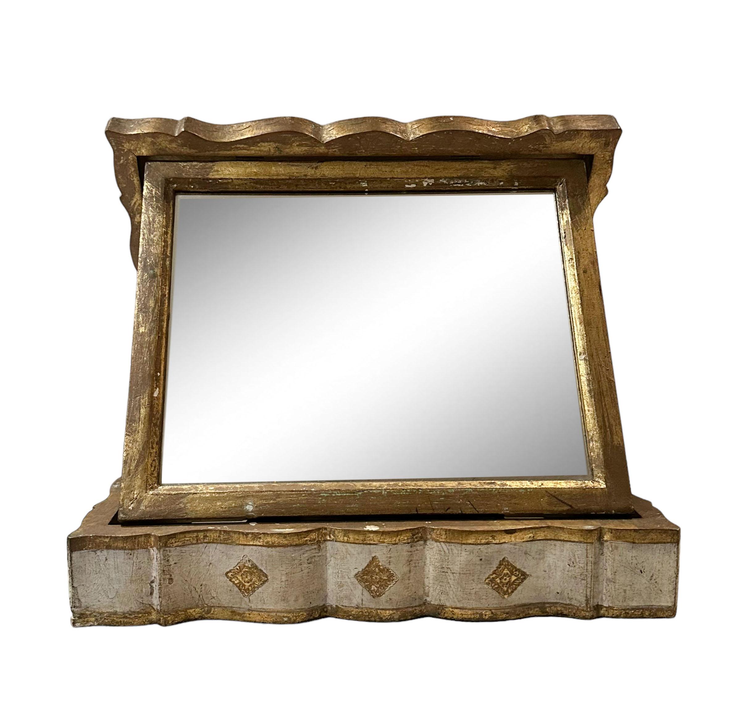 Große Mid Century Florentine Box mit Spiegel im Angebot 1