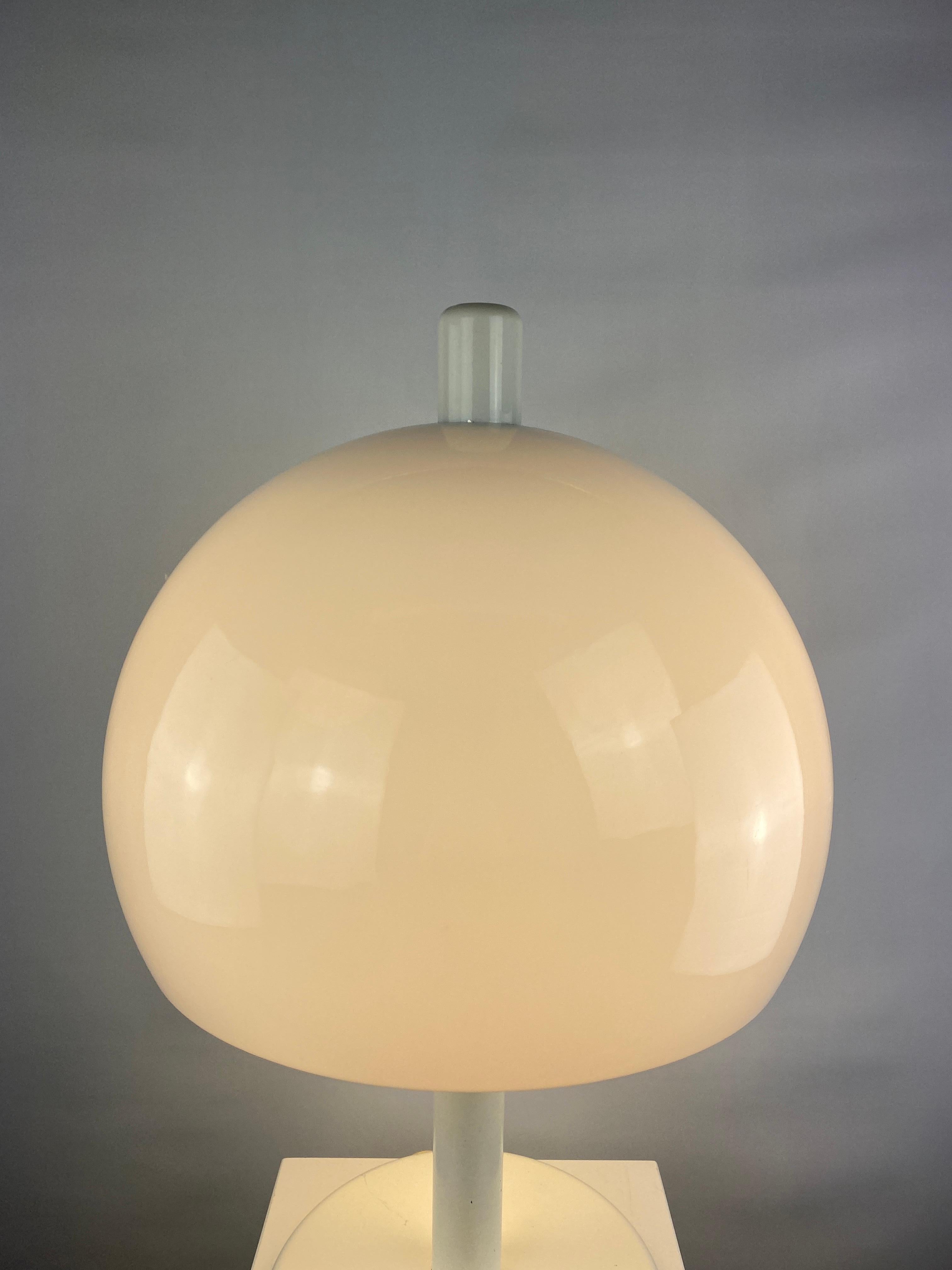 Metal Large mid-century fully white acrylic mushroom table lamp XL, 1970 For Sale
