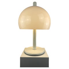 Grande lampe de table champignon entièrement blanche en acrylique du milieu du siècle XL, 1970