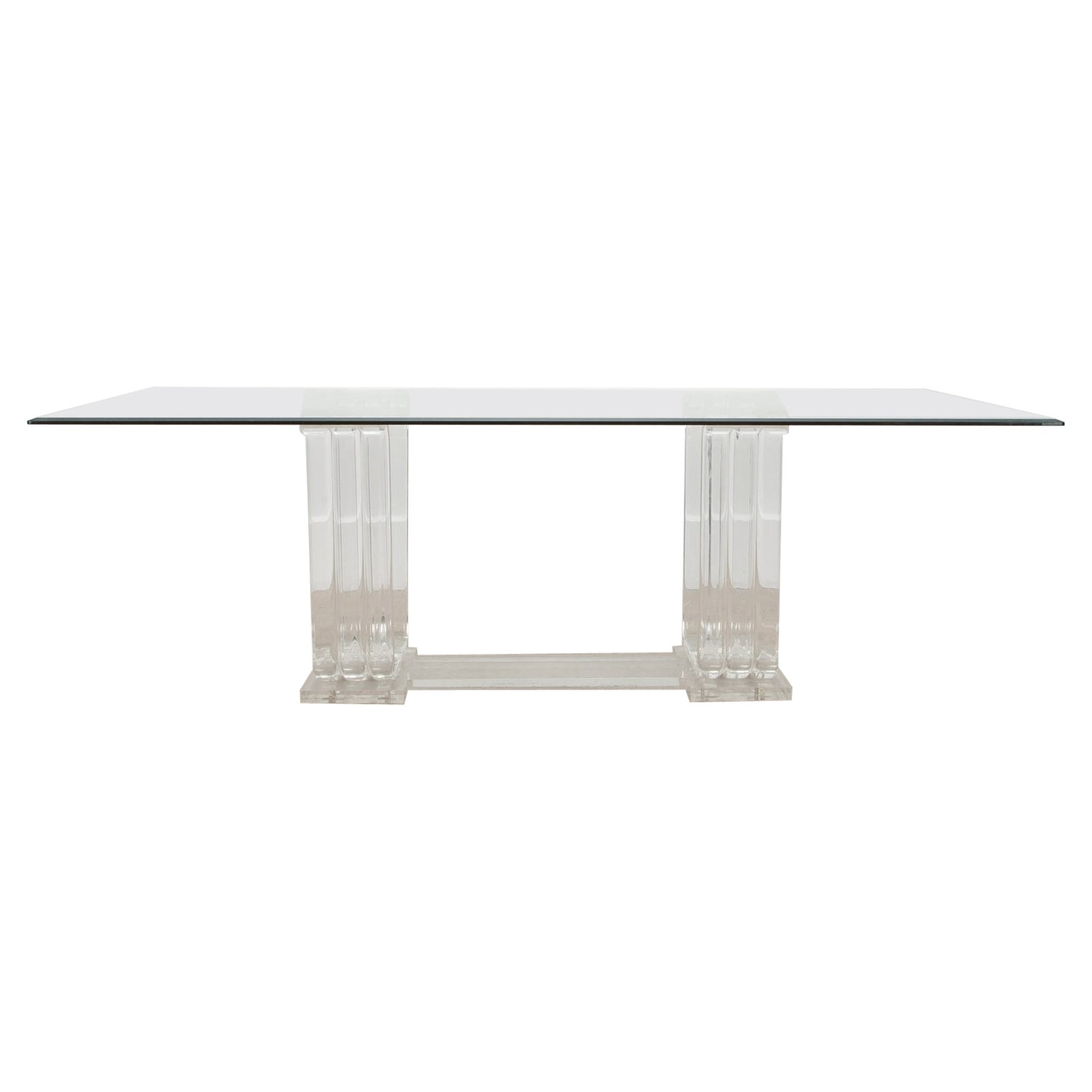 Gran mesa de comedor de cristal y plexiglás de mediados de siglo
