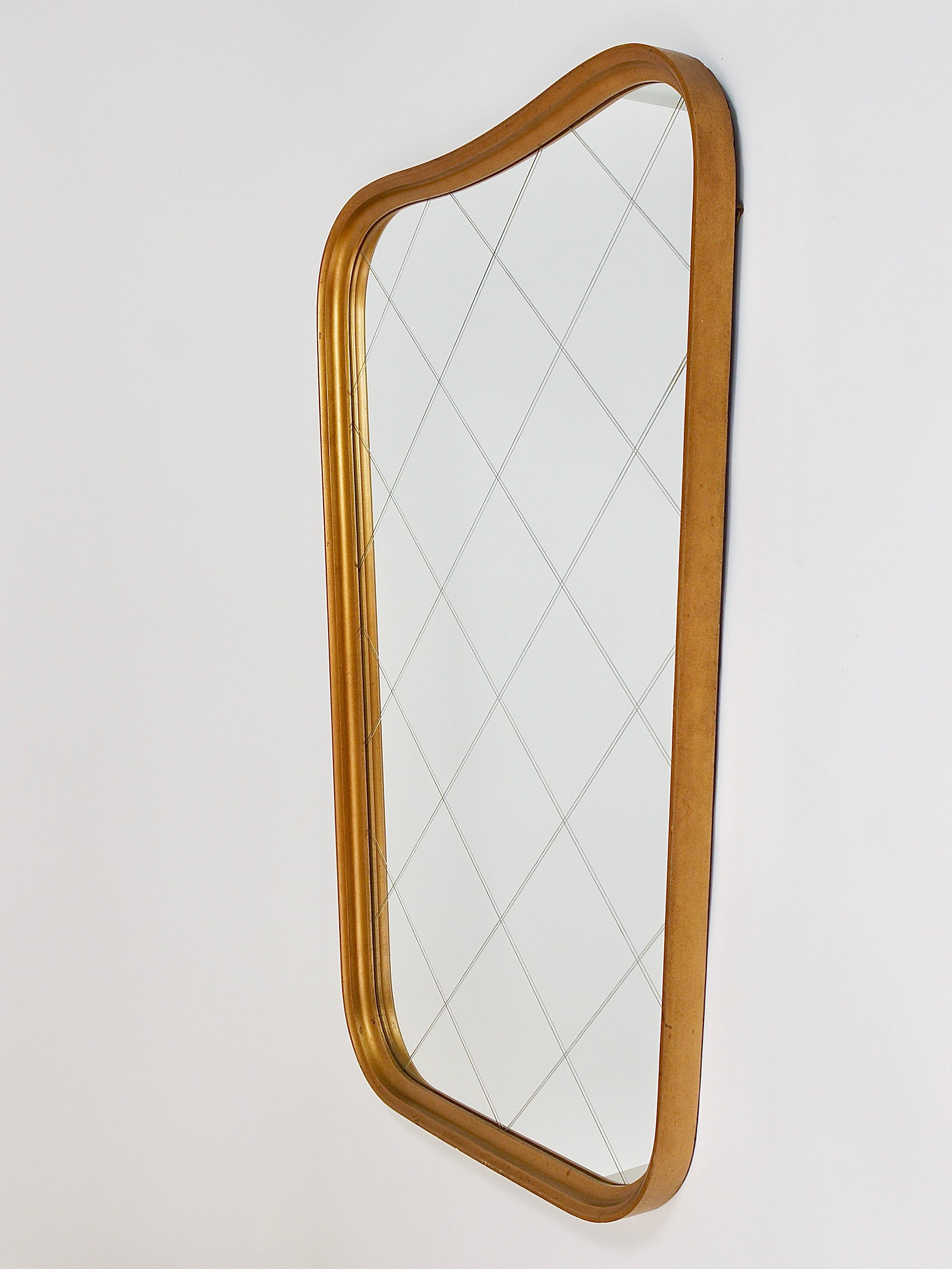 Large Mid-Century Golden Wall Mirror with Faceted Check Pattern, Austria, 1950s In Good Condition For Sale In Vienna, AT