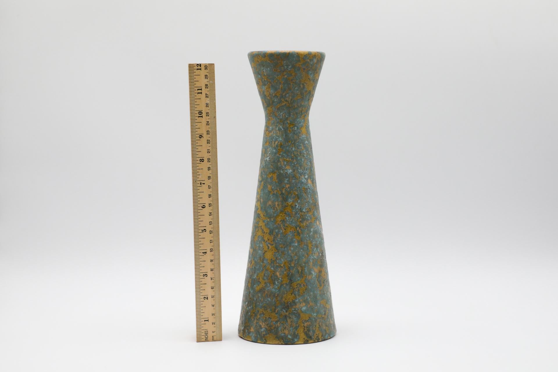 Beautiful West German vase. Marked '520-32' on bottom. Regarded as the golden age of ceramics, highly collectable 1950s-1970s Art Pottery is known for experimental and exploratory glazes, shapes, colors, and forms. With over 100 manufacturers at the