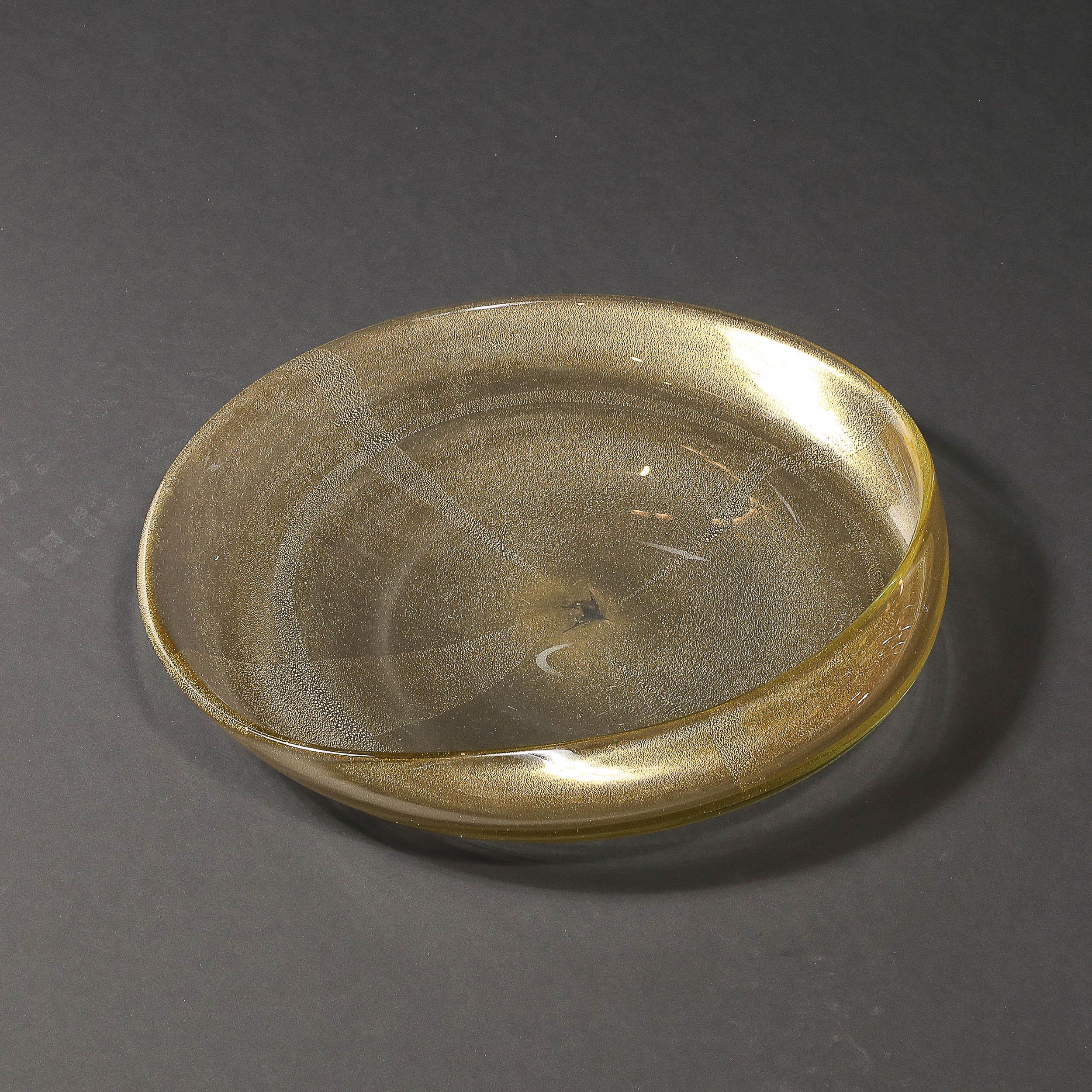 Large Mid-Century Hand-Blown Murano Glass Bowl W/24 Karat Gold Fleck Detailing For Sale 8