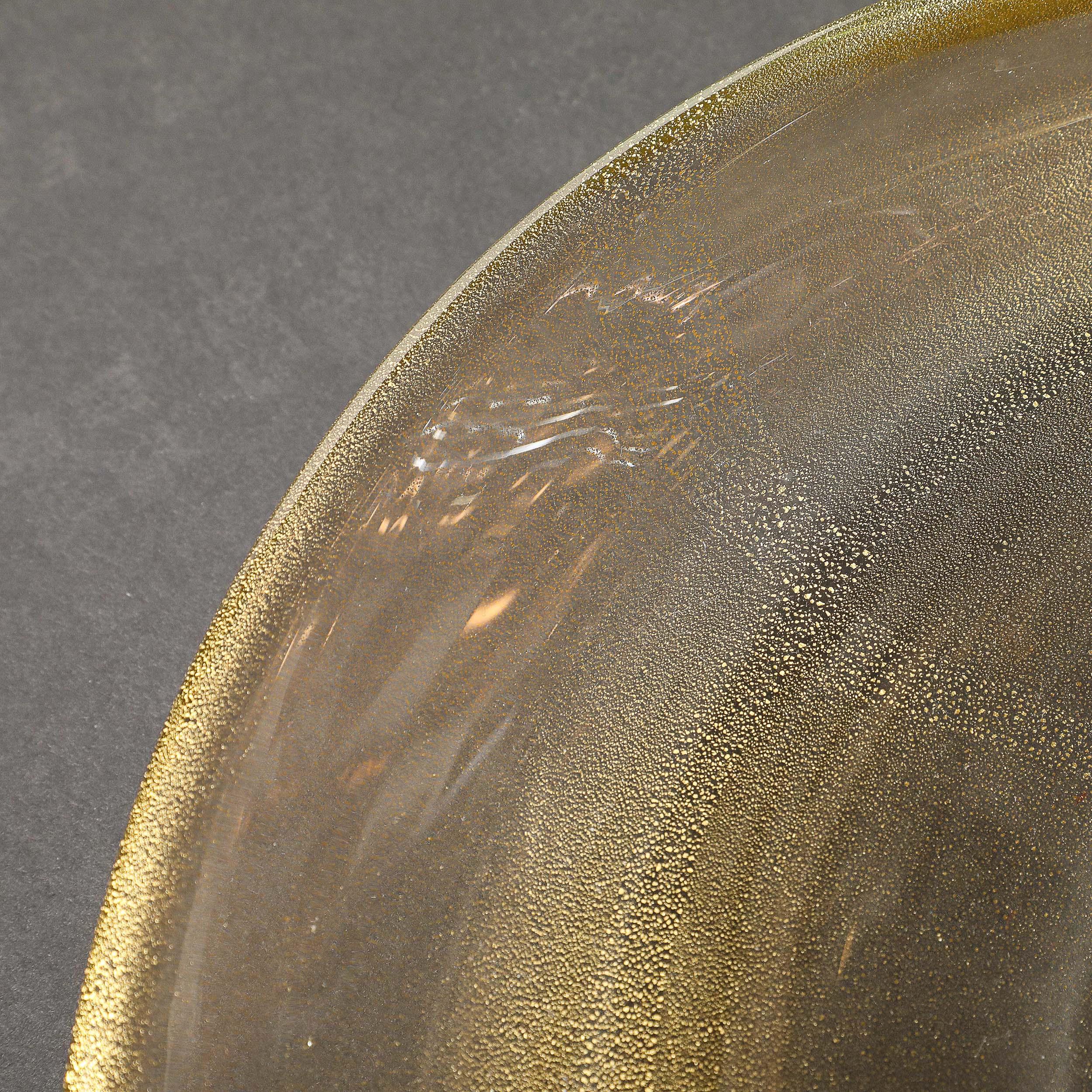 Large Mid-Century Hand-Blown Murano Glass Bowl W/24 Karat Gold Fleck Detailing For Sale 11