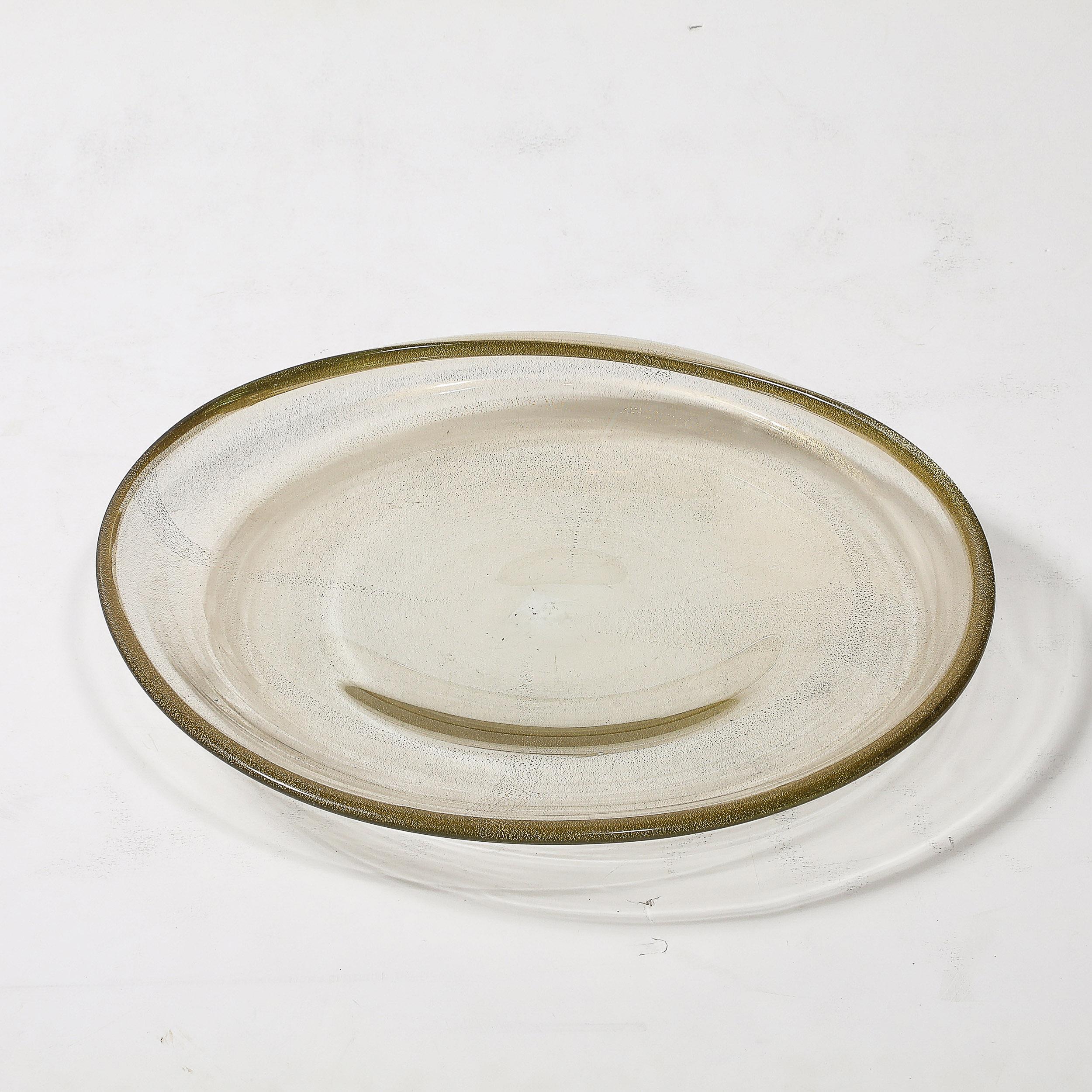 Large Mid-Century Hand-Blown Murano Glass Bowl W/24 Karat Gold Fleck Detailing In Excellent Condition For Sale In New York, NY
