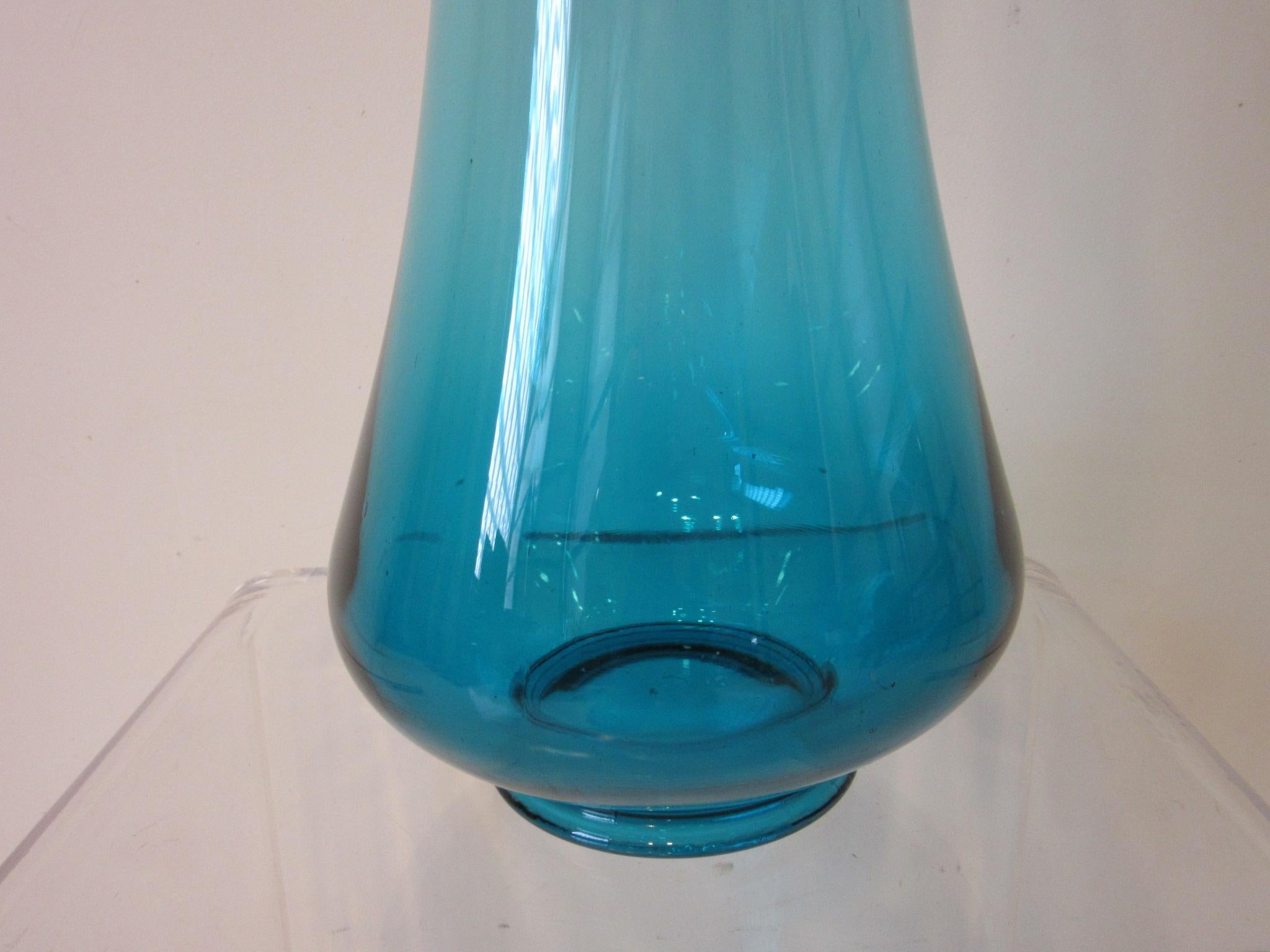 American Large Midcentury Hand Blown Vase by LE Smith Simplicity Collection 