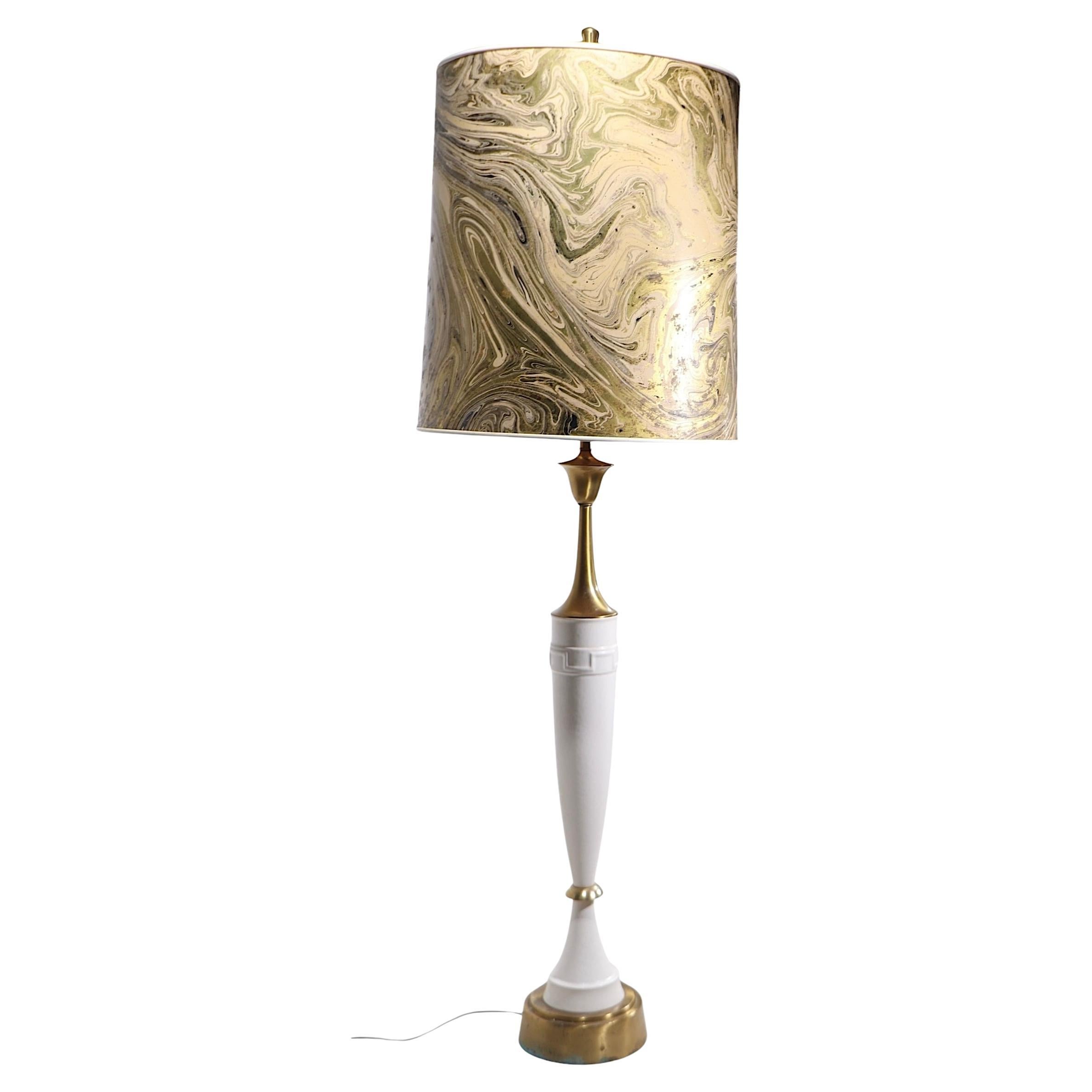 Grande Mid Century Hollywood Regency  Lampada da tavolo di Rembrandt
