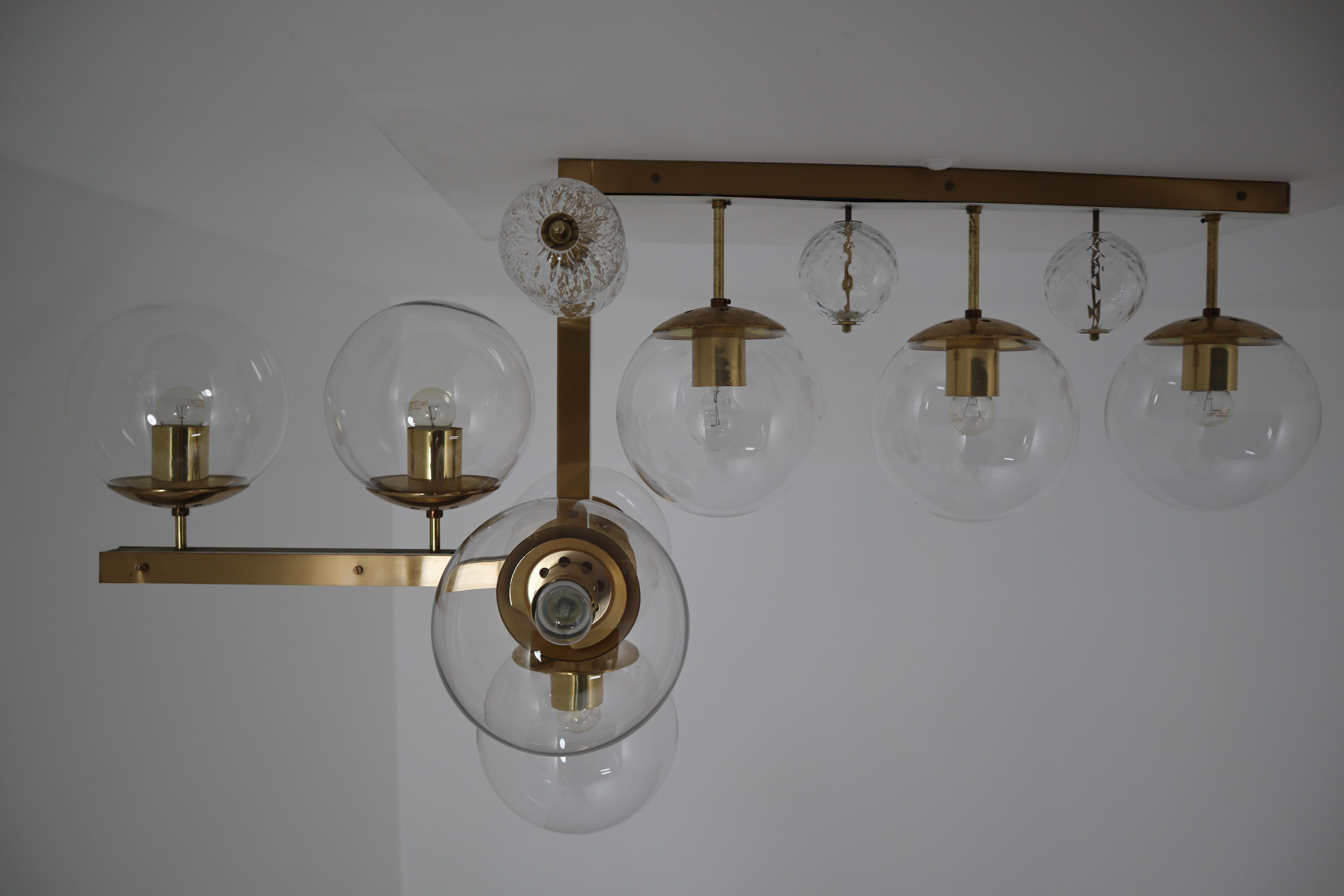 Large Midcentury Hotel Light Fixture in Brass and Hand Blown Glass Europe, 1970s In Good Condition In Almelo, NL
