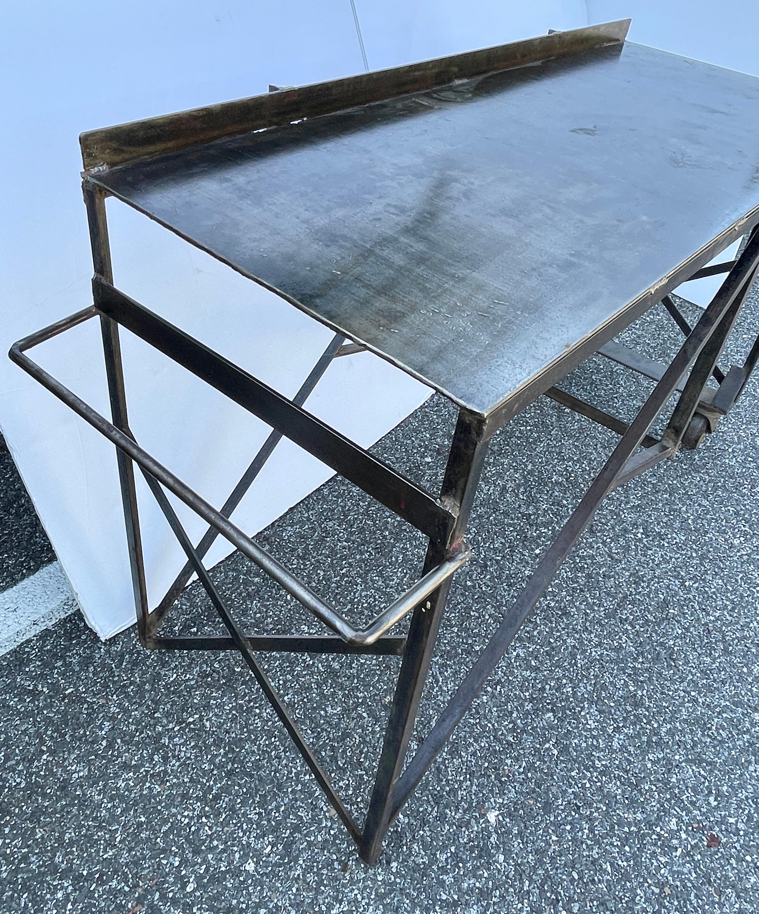 Large Mid-Century Industrial Steel Desk Work Table on Wheels In Good Condition For Sale In Haddonfield, NJ