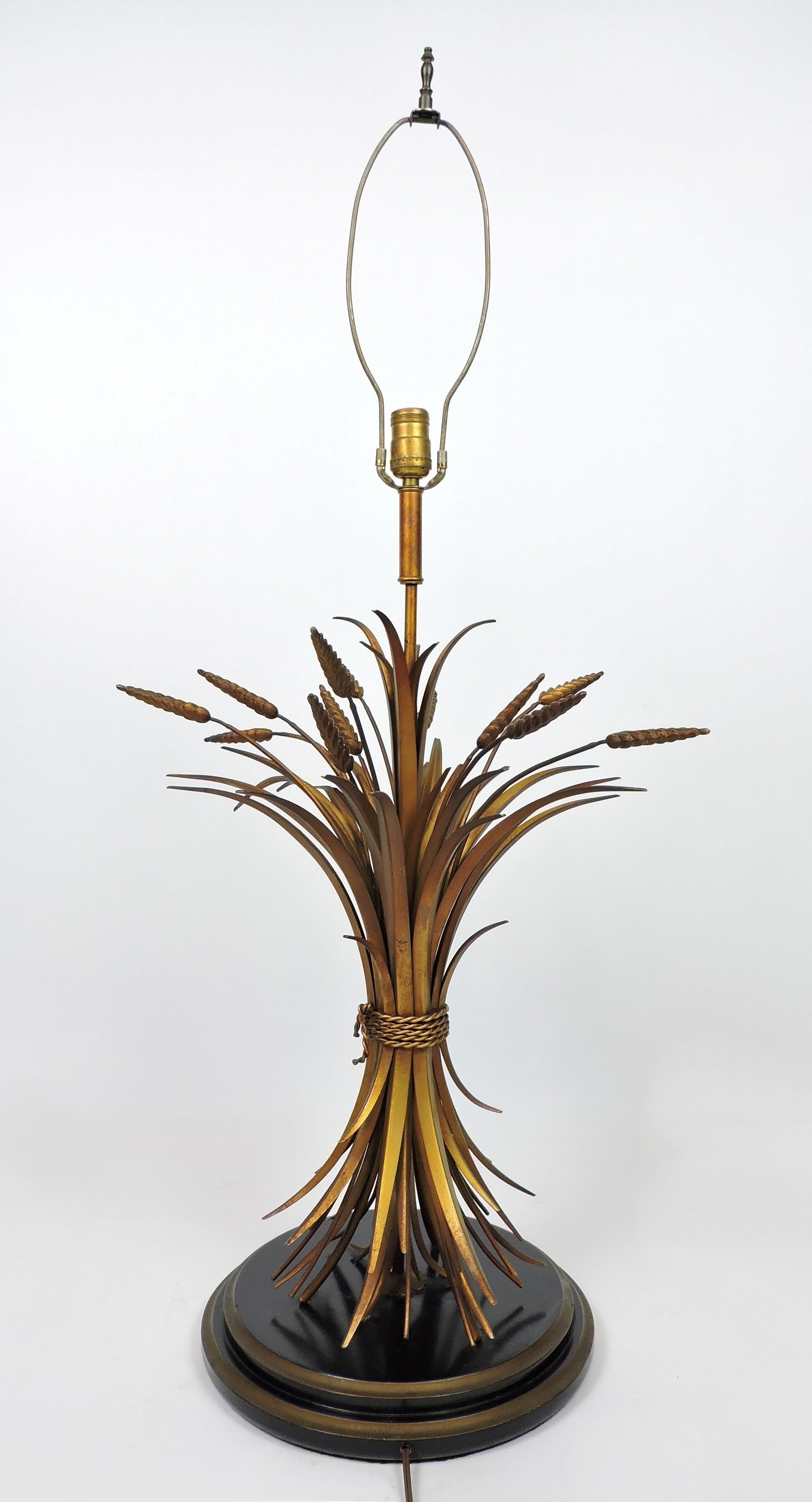 Large Mid-Century Italian Gilt Metal Sheaf of Wheat Table Lamp 3